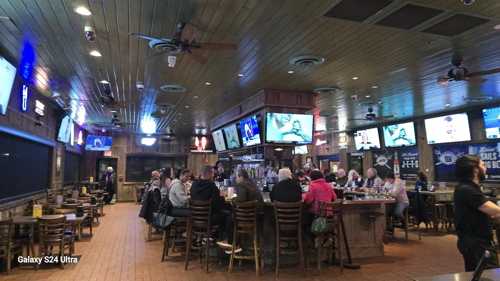 Miller’s Ale House - Paramus - Image 4
