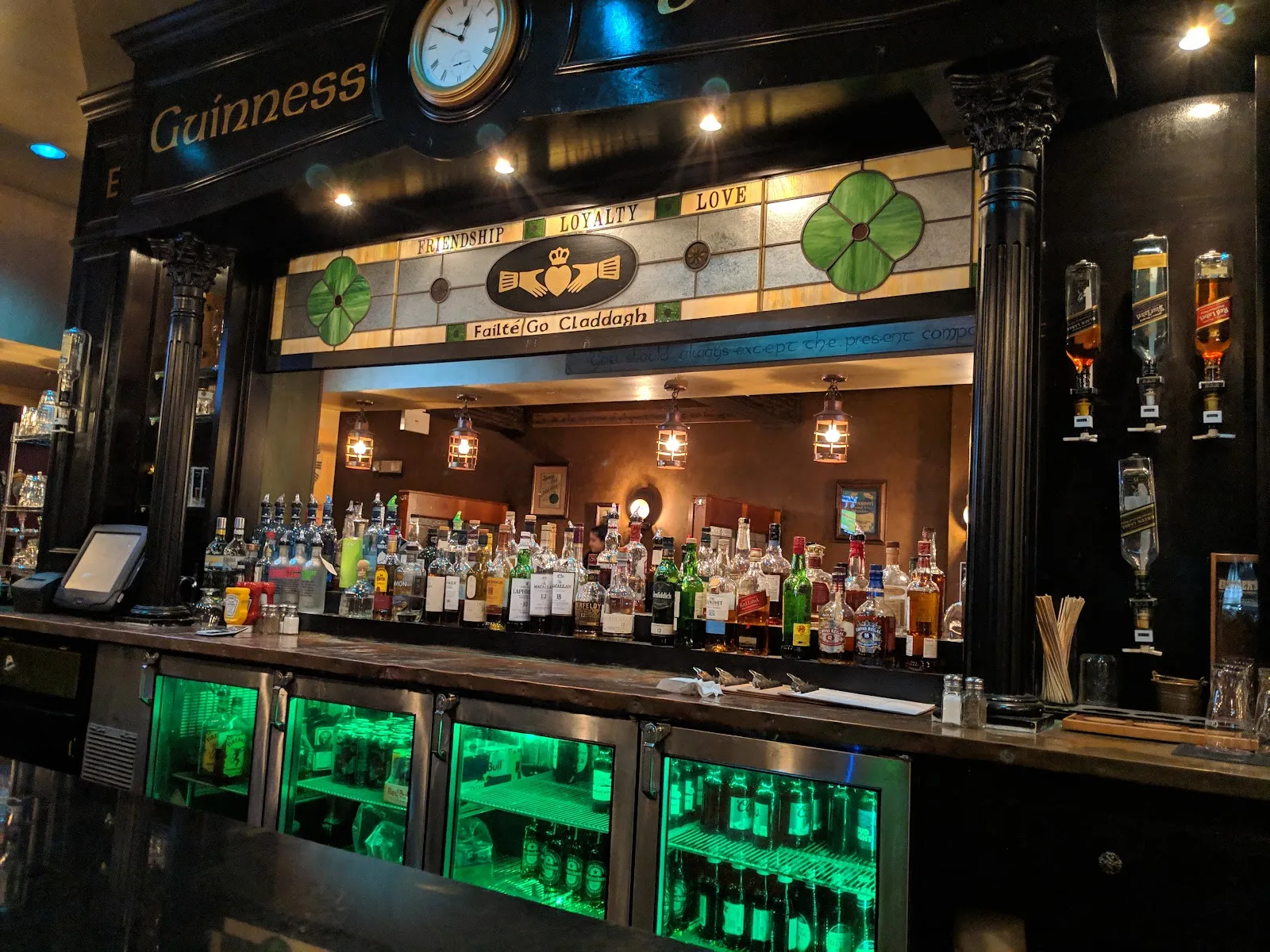 The Claddagh Irish Pub - Image 3