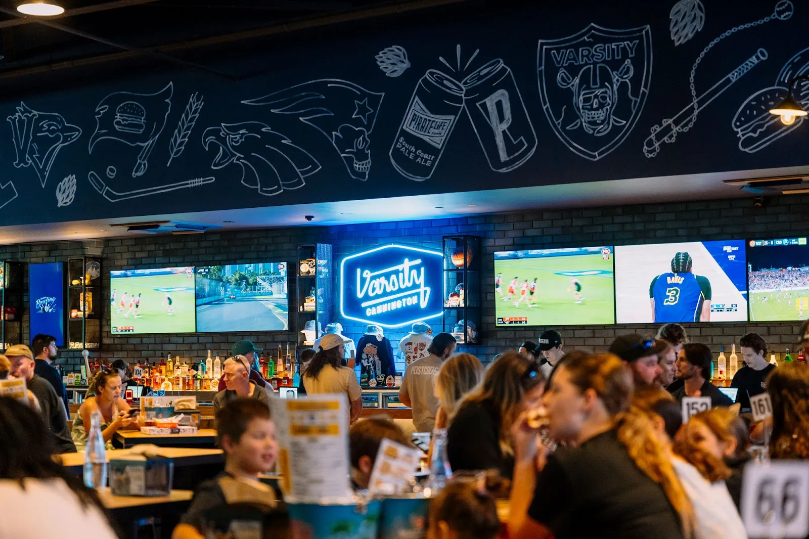 Varsity Bar - Image 4