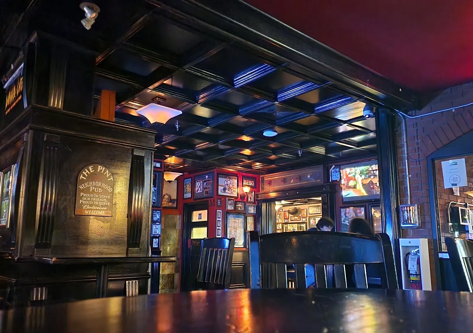 The Pint Downtown (Edmonton) - Image 4