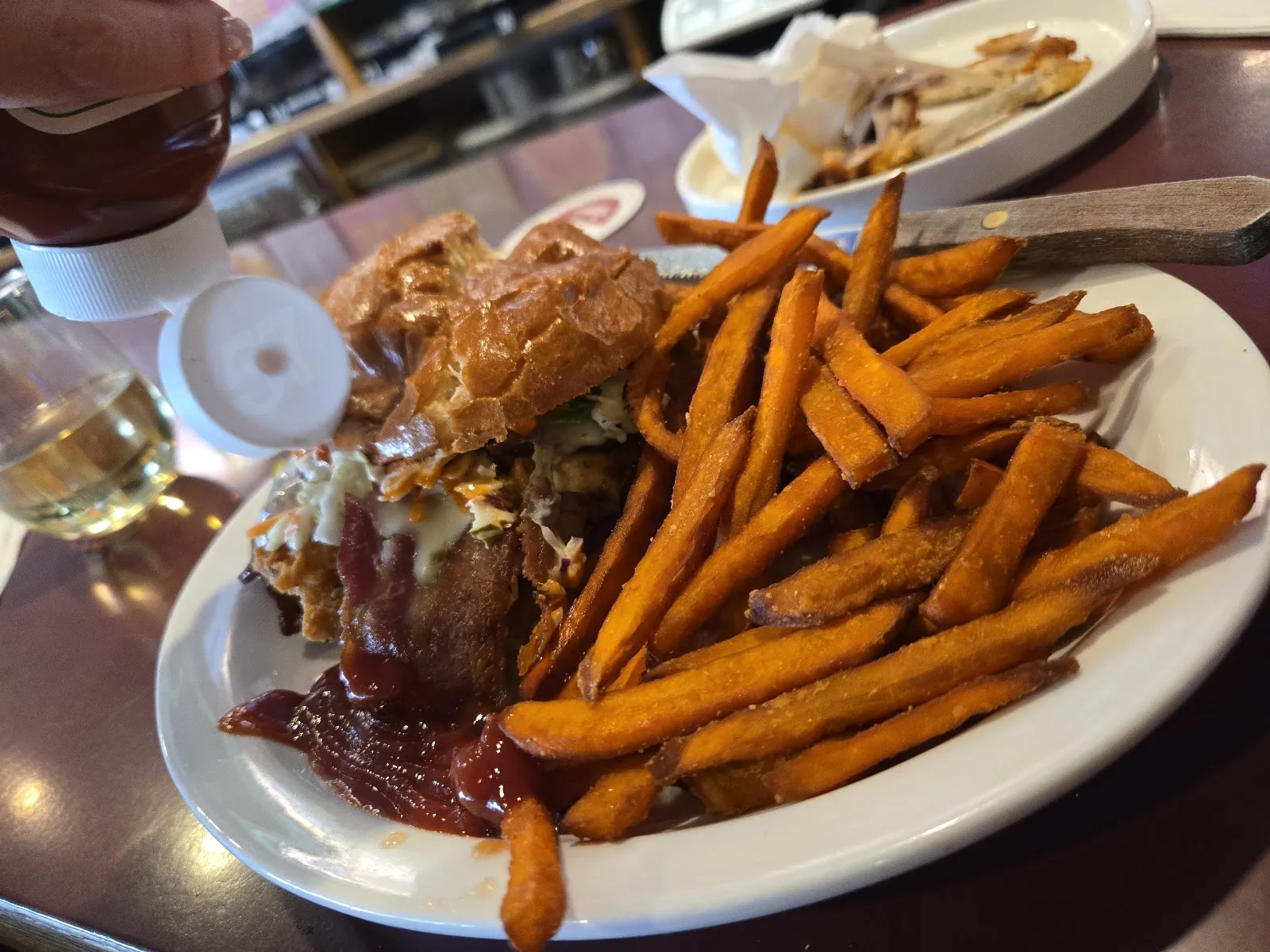 Dino's Pub - Image 3