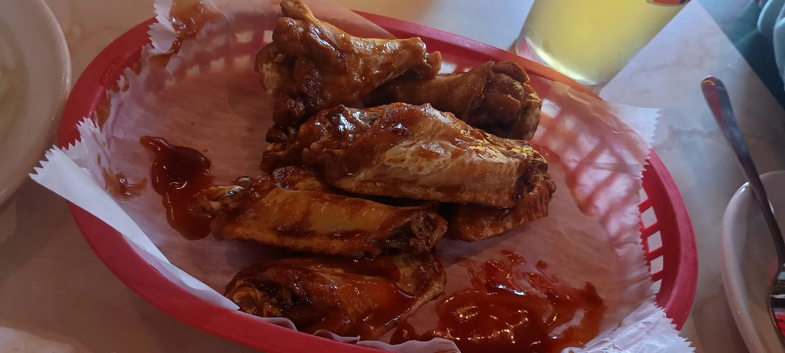 Friendly Stop Bar & Grill - Image 4