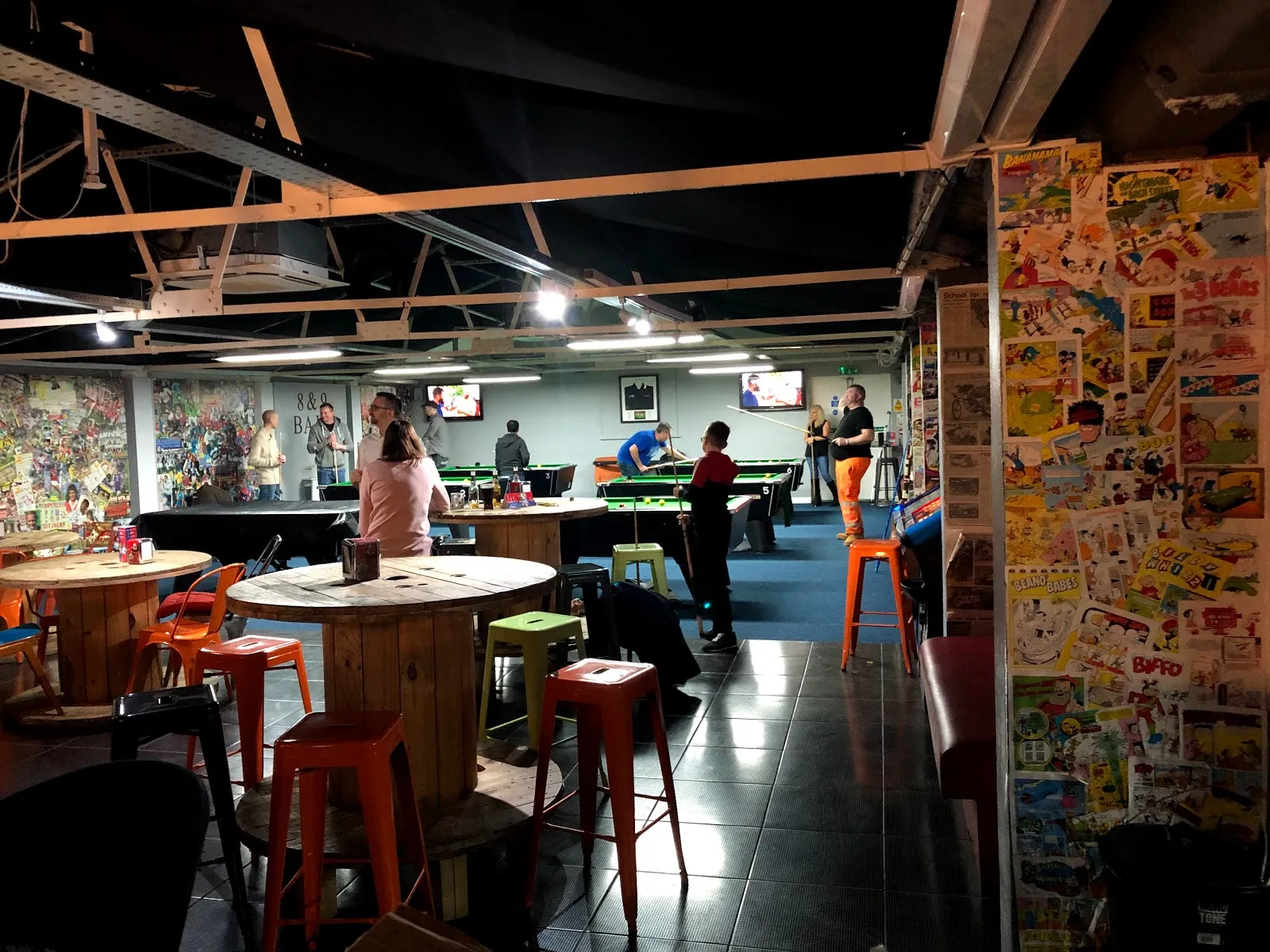 Legends Sports & Pool Bar - Image 2