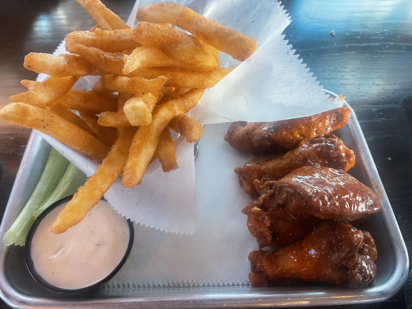 Ten58 Sports Bar & Lounge - Image 3