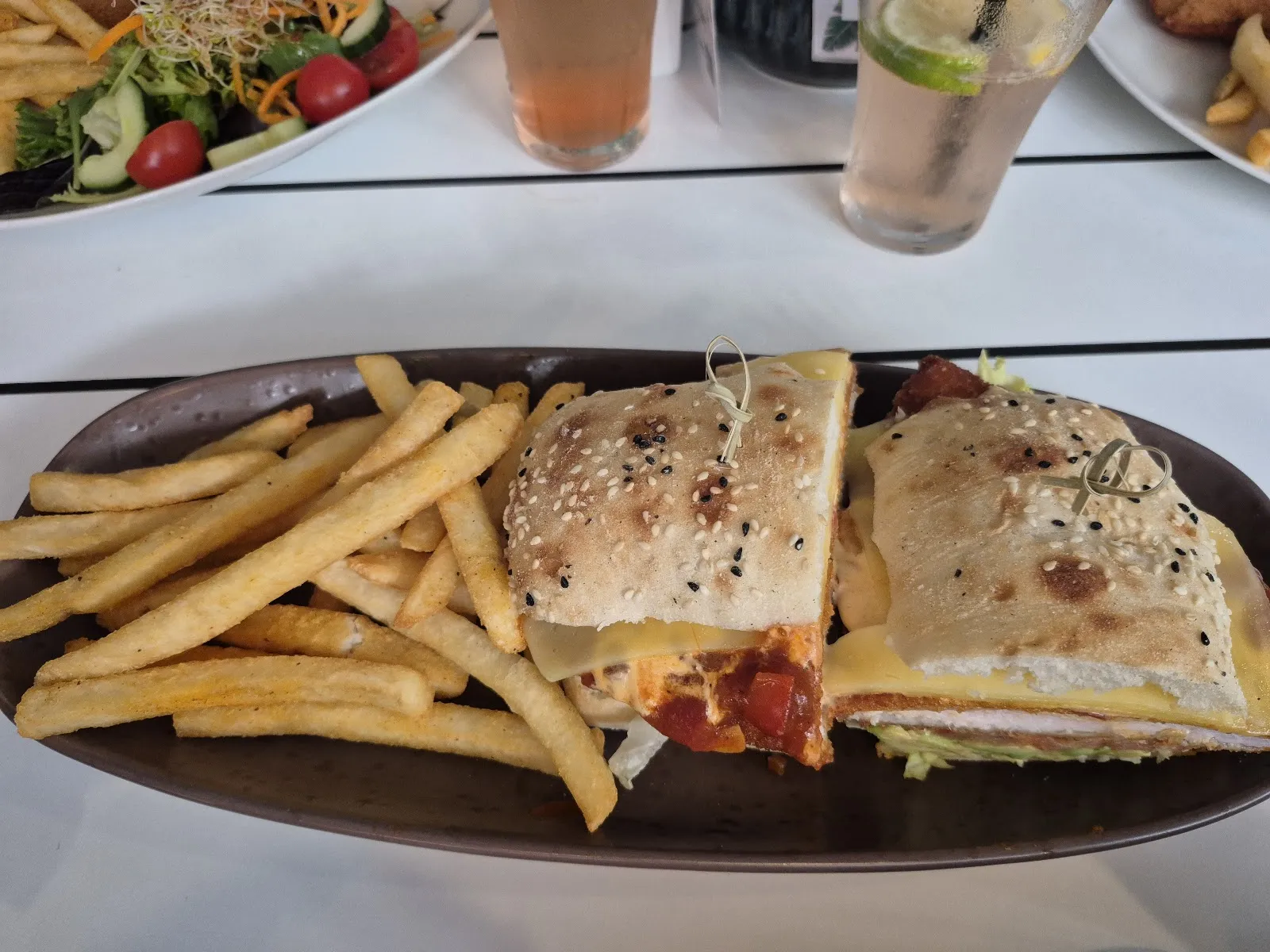 Narangba Valley Tavern - Image 3