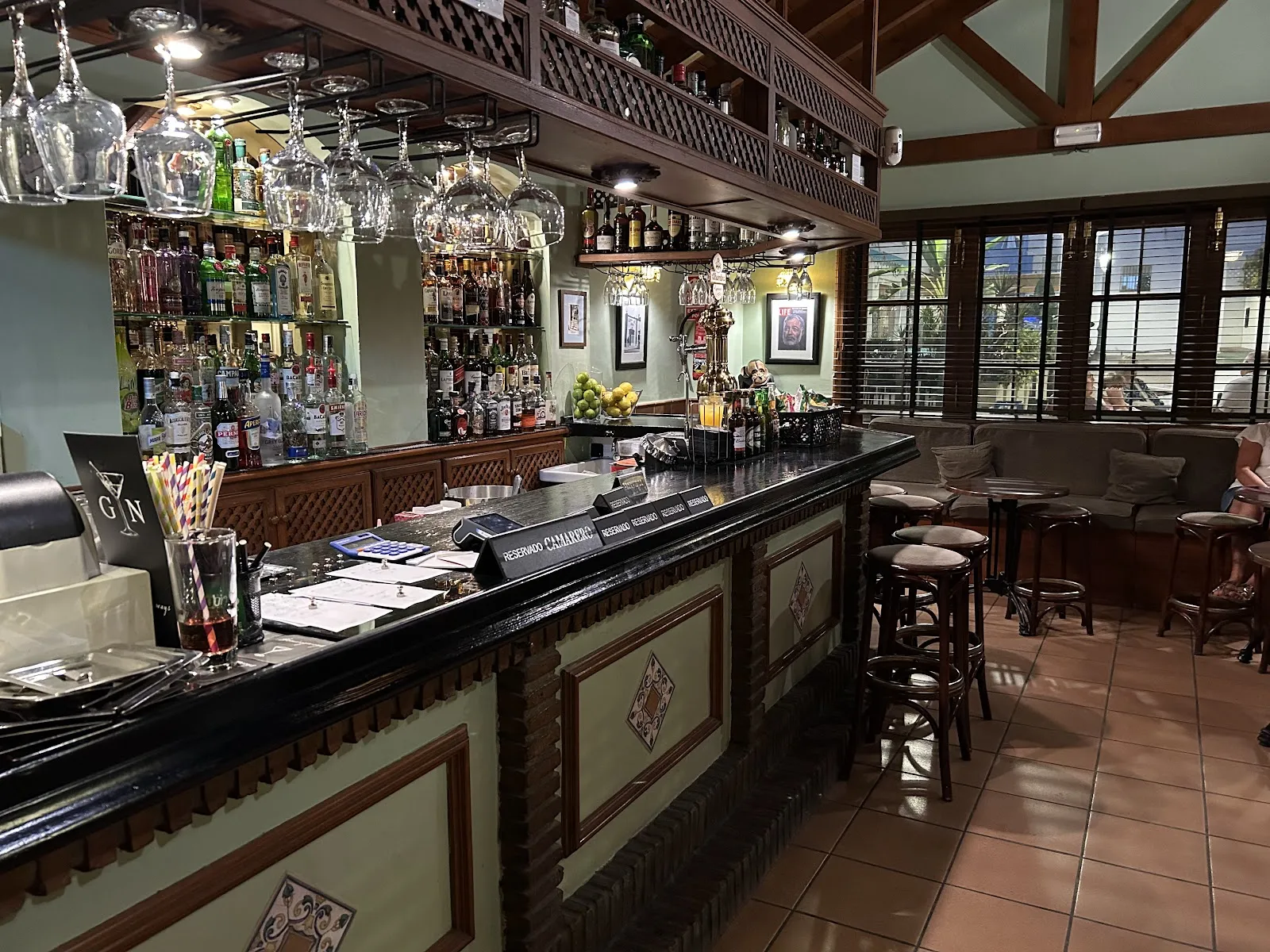Maxwell's Bar Nerja - Image 3
