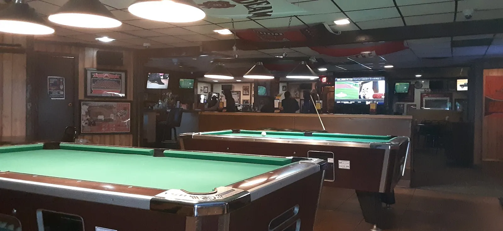 Tailgater's Sports Bar & Grill - Image 4