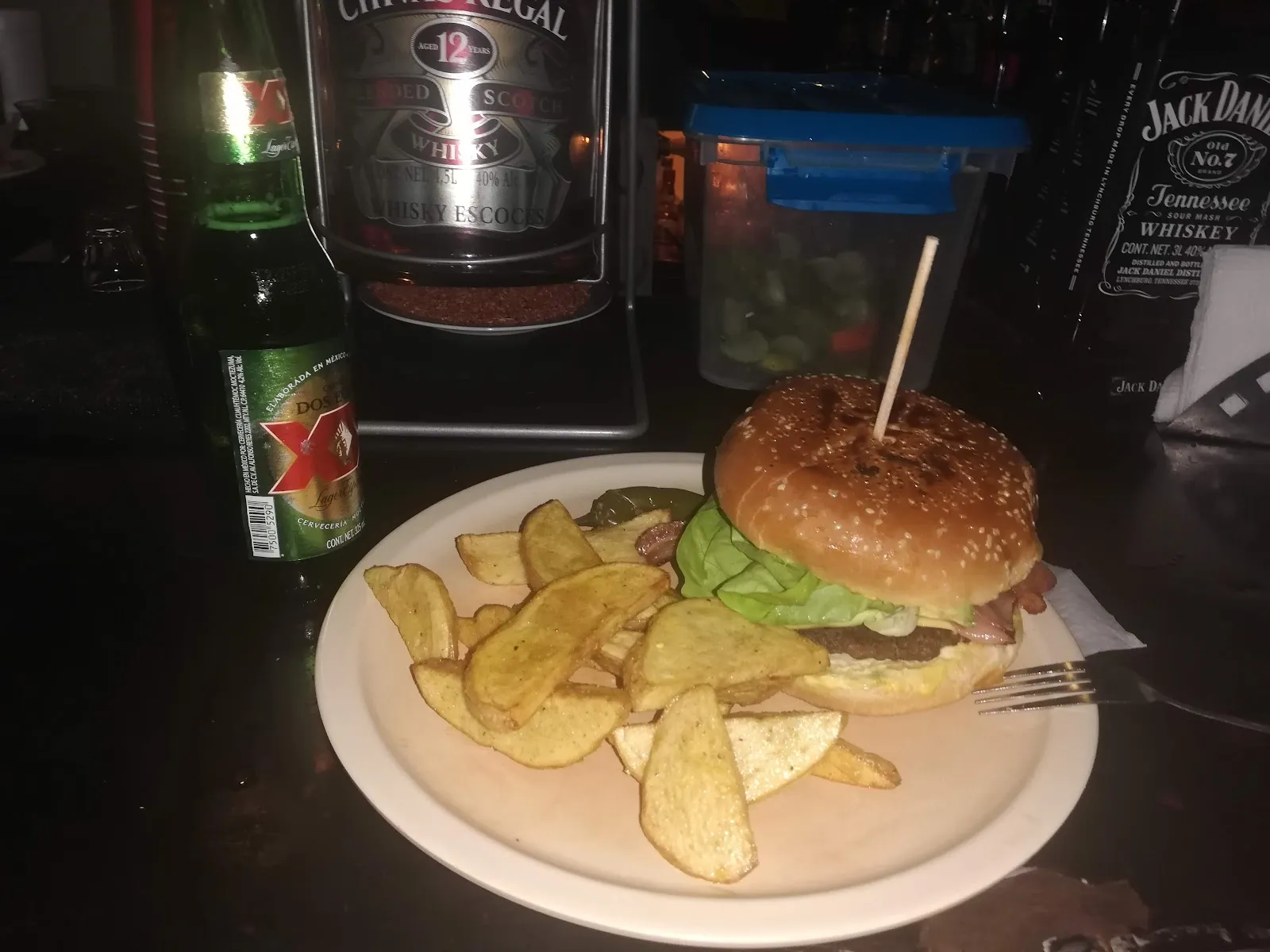 Cesar's Bar & Grill - Image 3