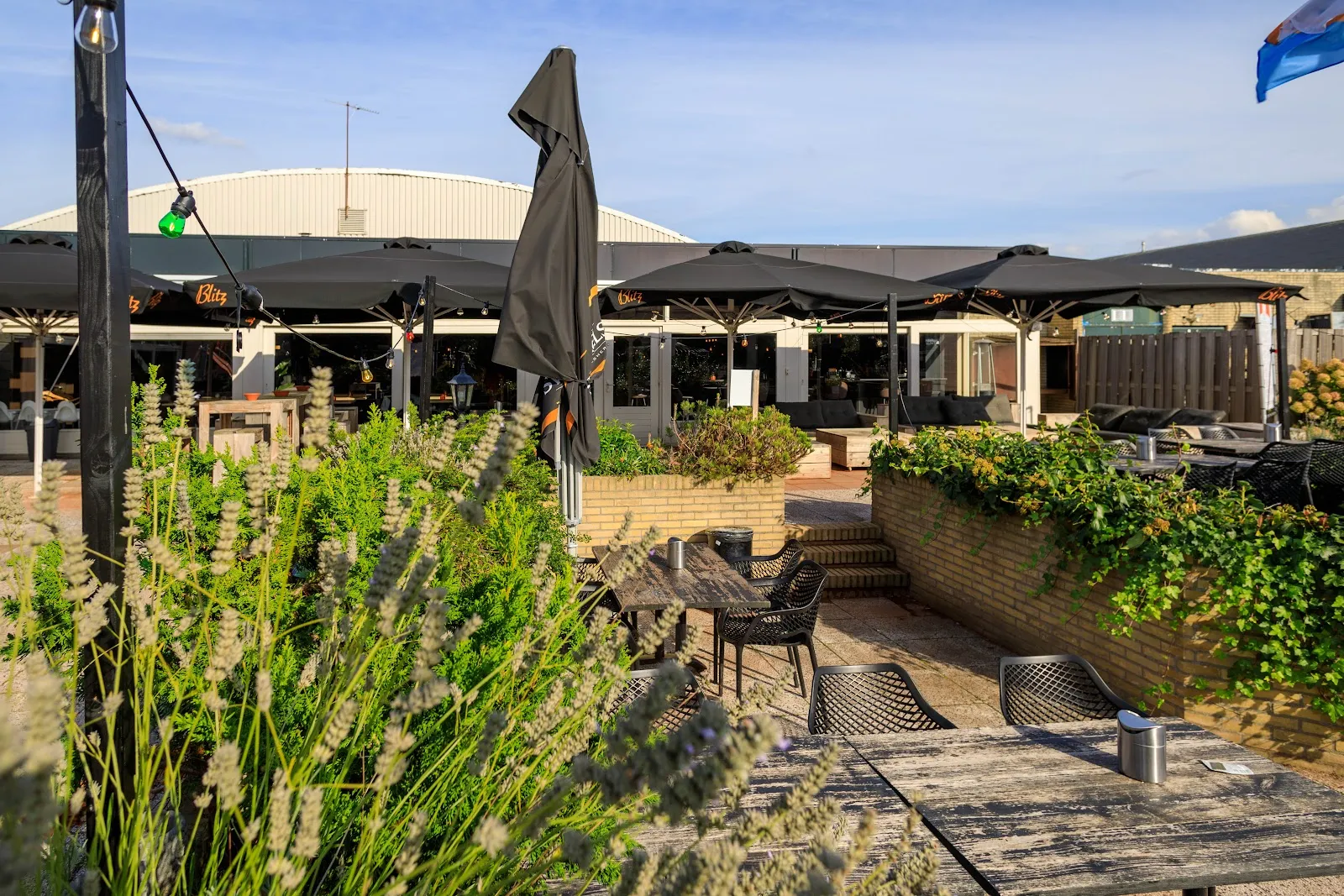 Blitz Sportscafe - Image 4