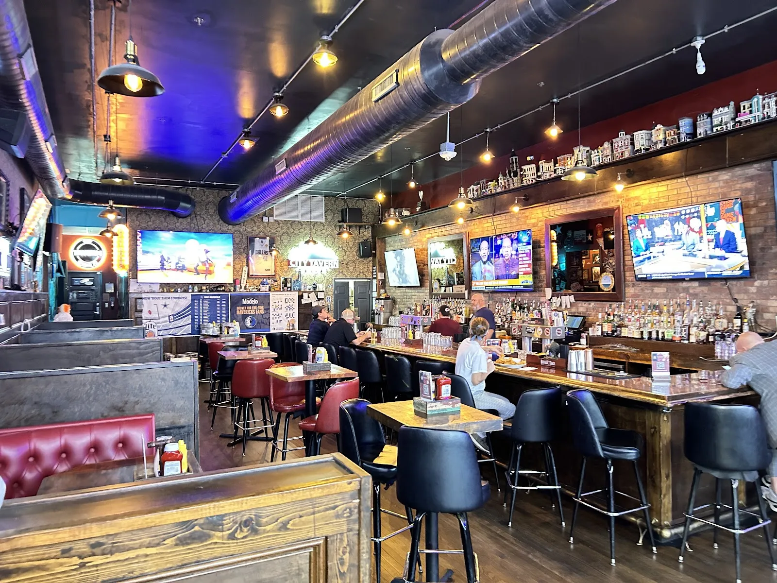 City Tavern - Image 3