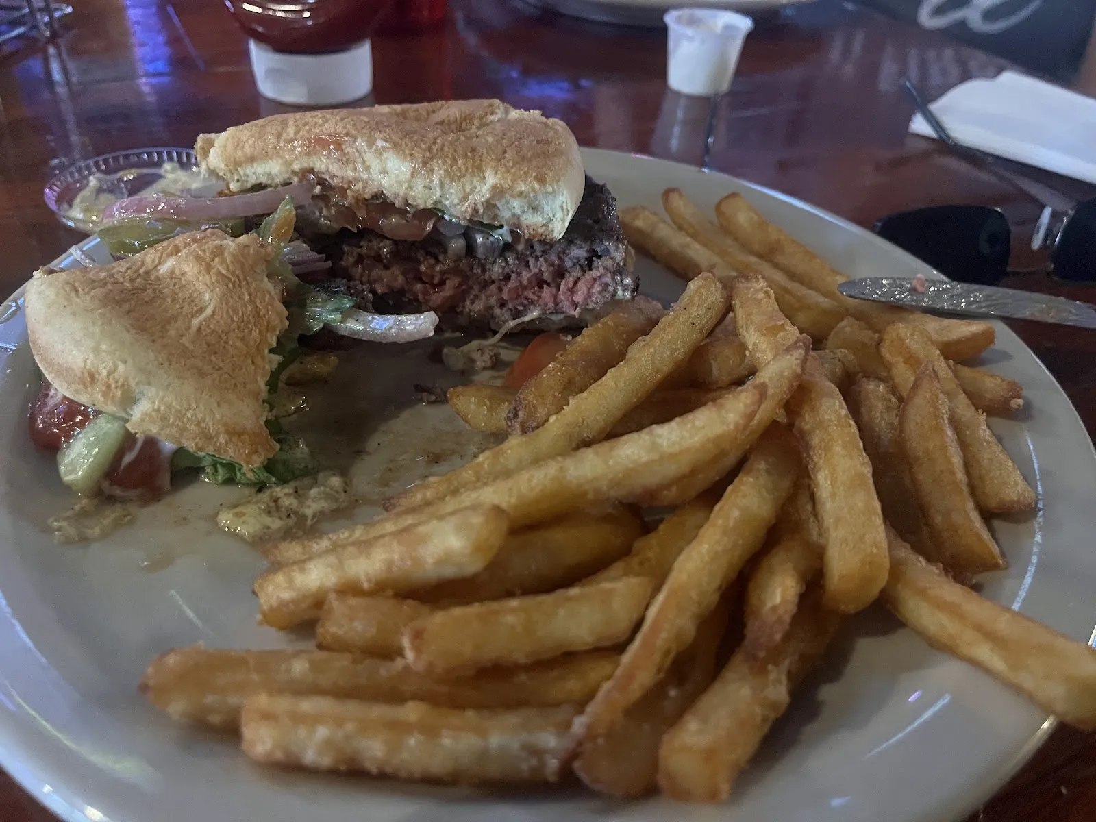 Fuzzy's Sports Grill - Image 3
