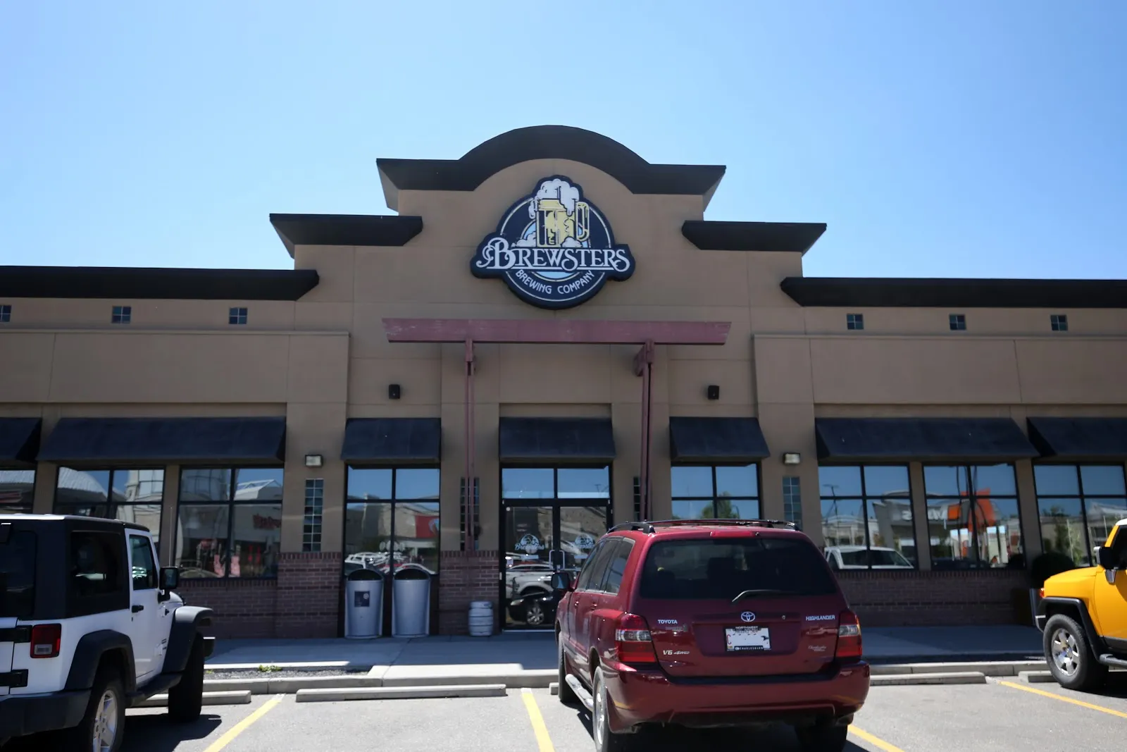 Brewsters Brewing Company and Restaurant - Crowfoot - Image 2