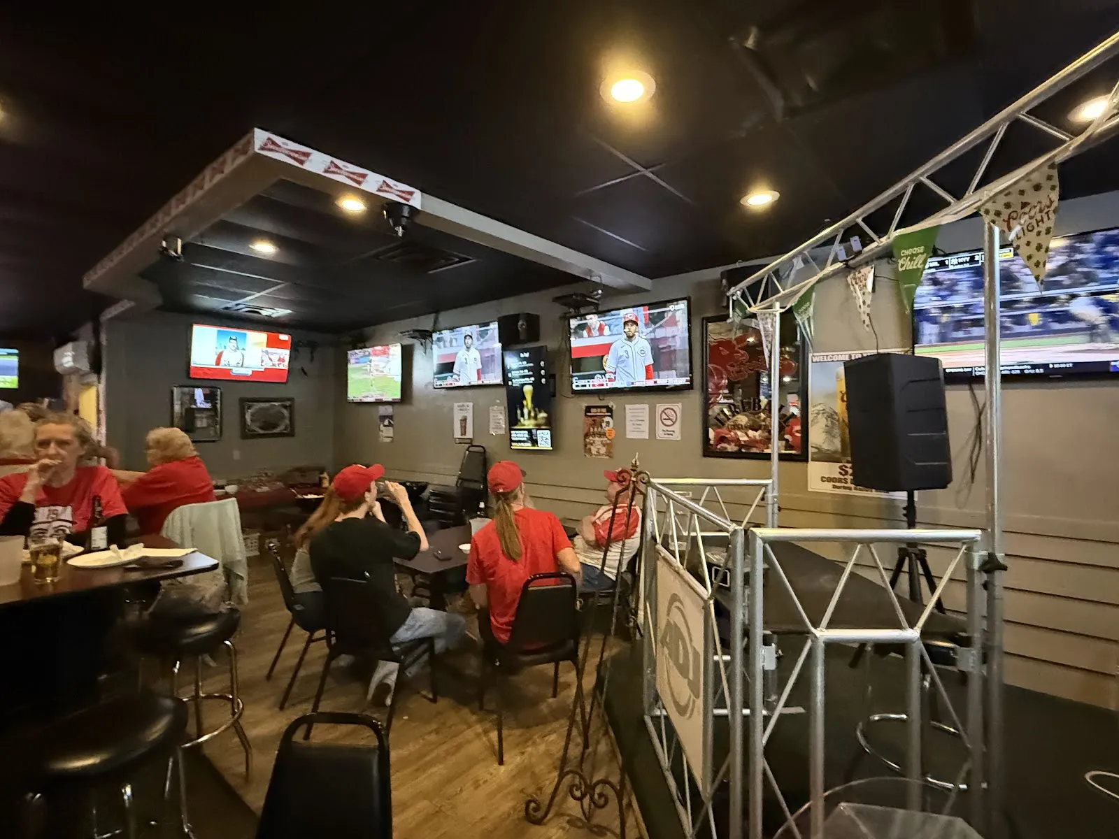The Avenue Tavern & Grille - Image 2