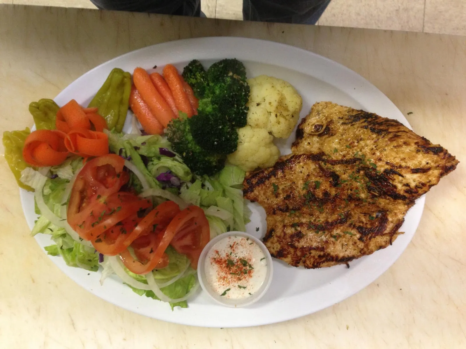 Mr. D’s Sports Bar and Grill - Image 4