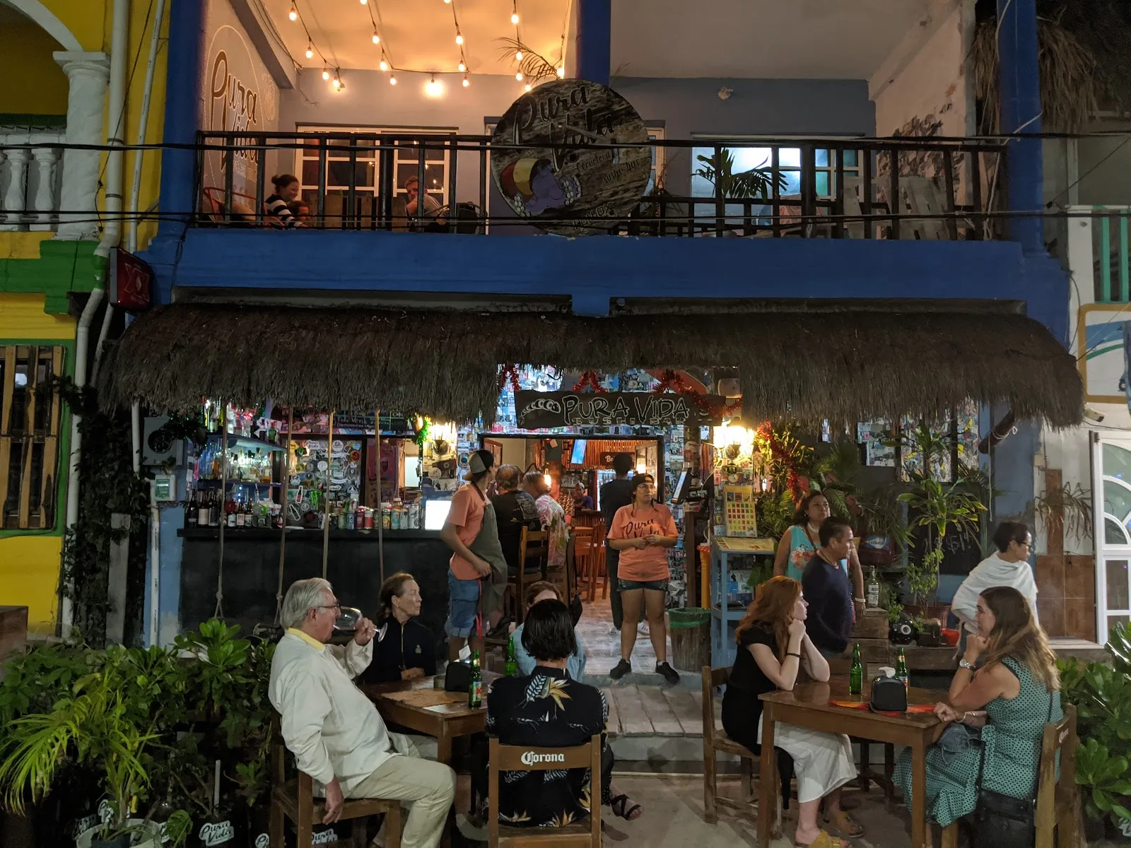 Pura Vida Sushi Roots Bar - Image 2