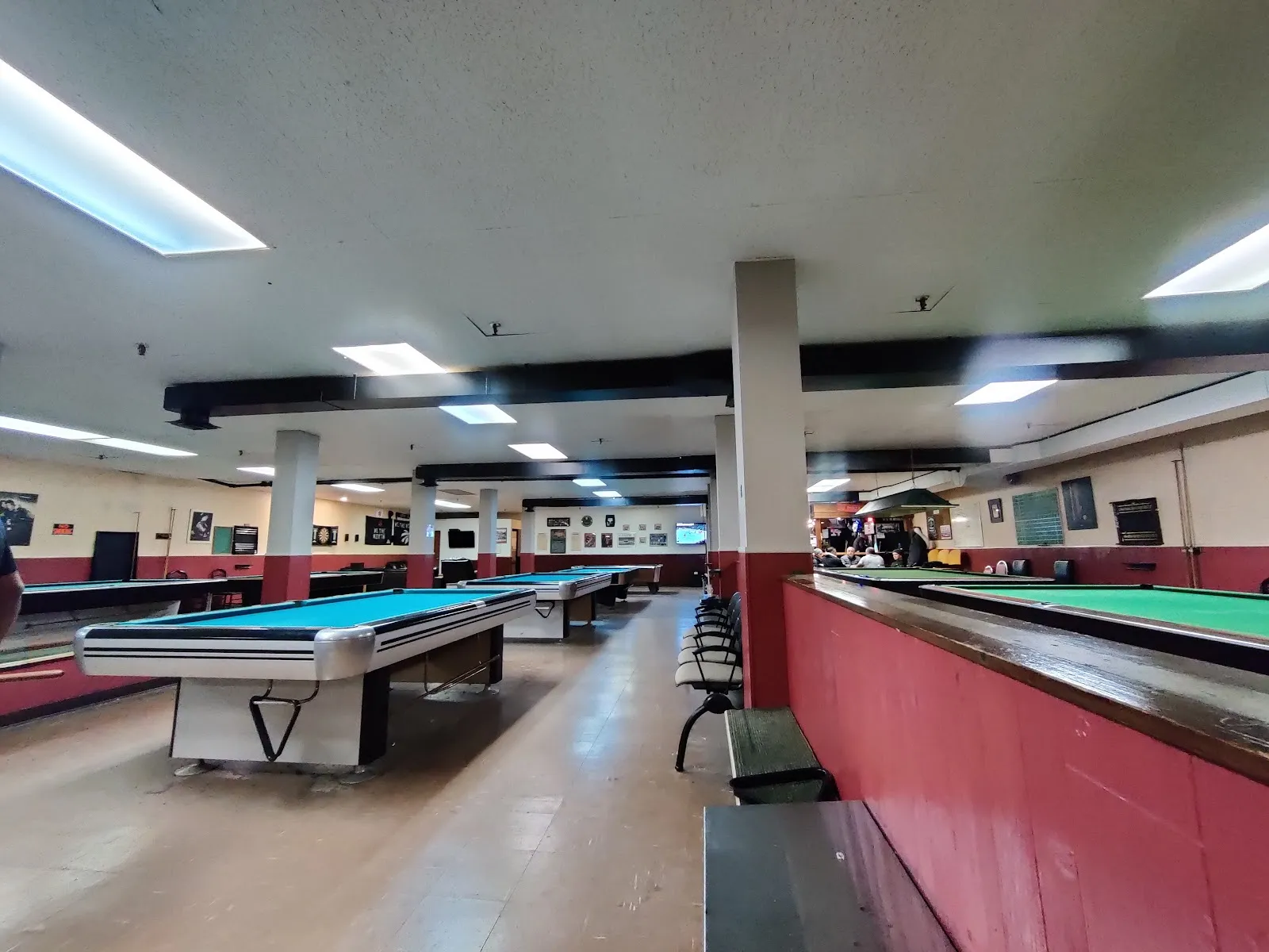 Central Billiards Poolhall, Cafe & Sports Bar - Image 3