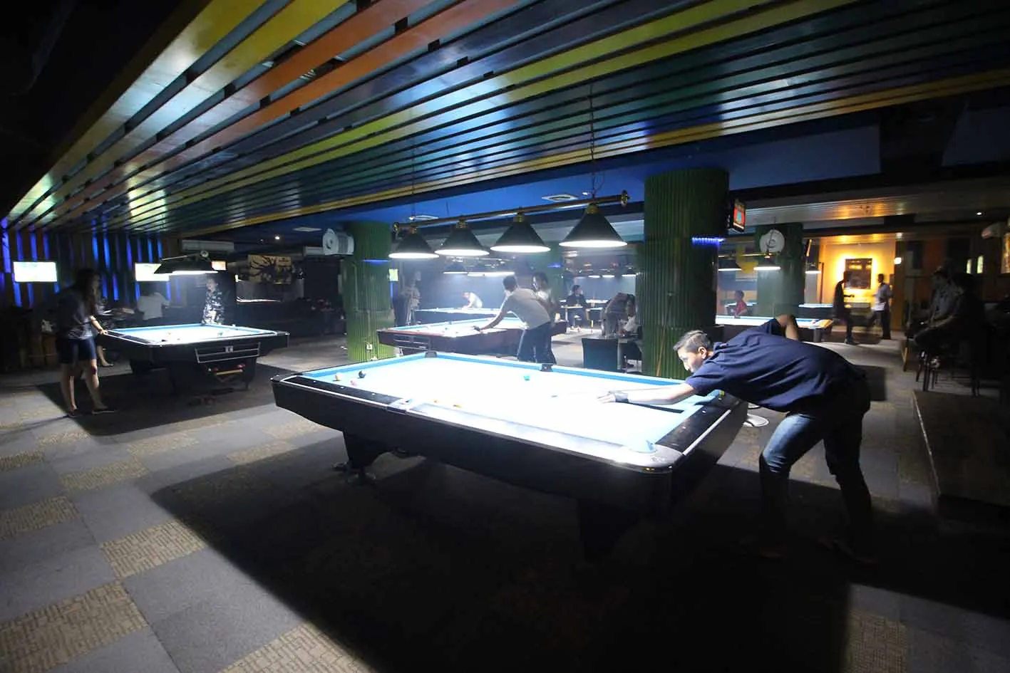 9 Square Shooters Billiard&Music - Image 4