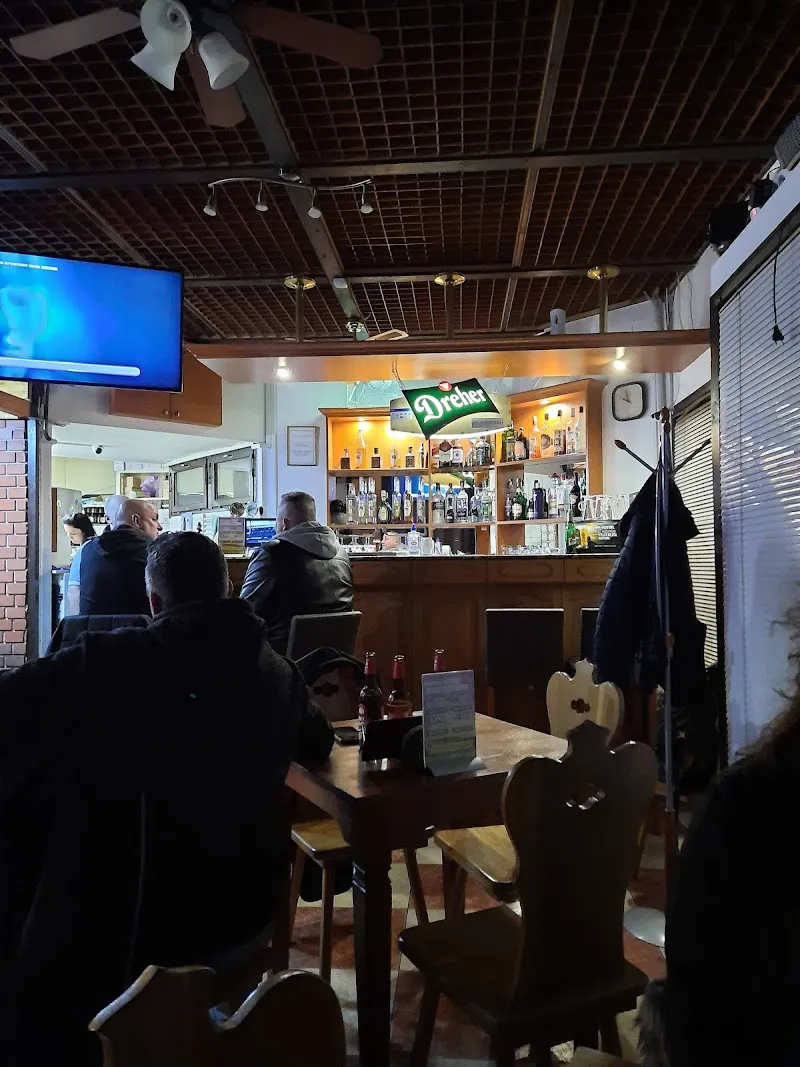 Gallery 3