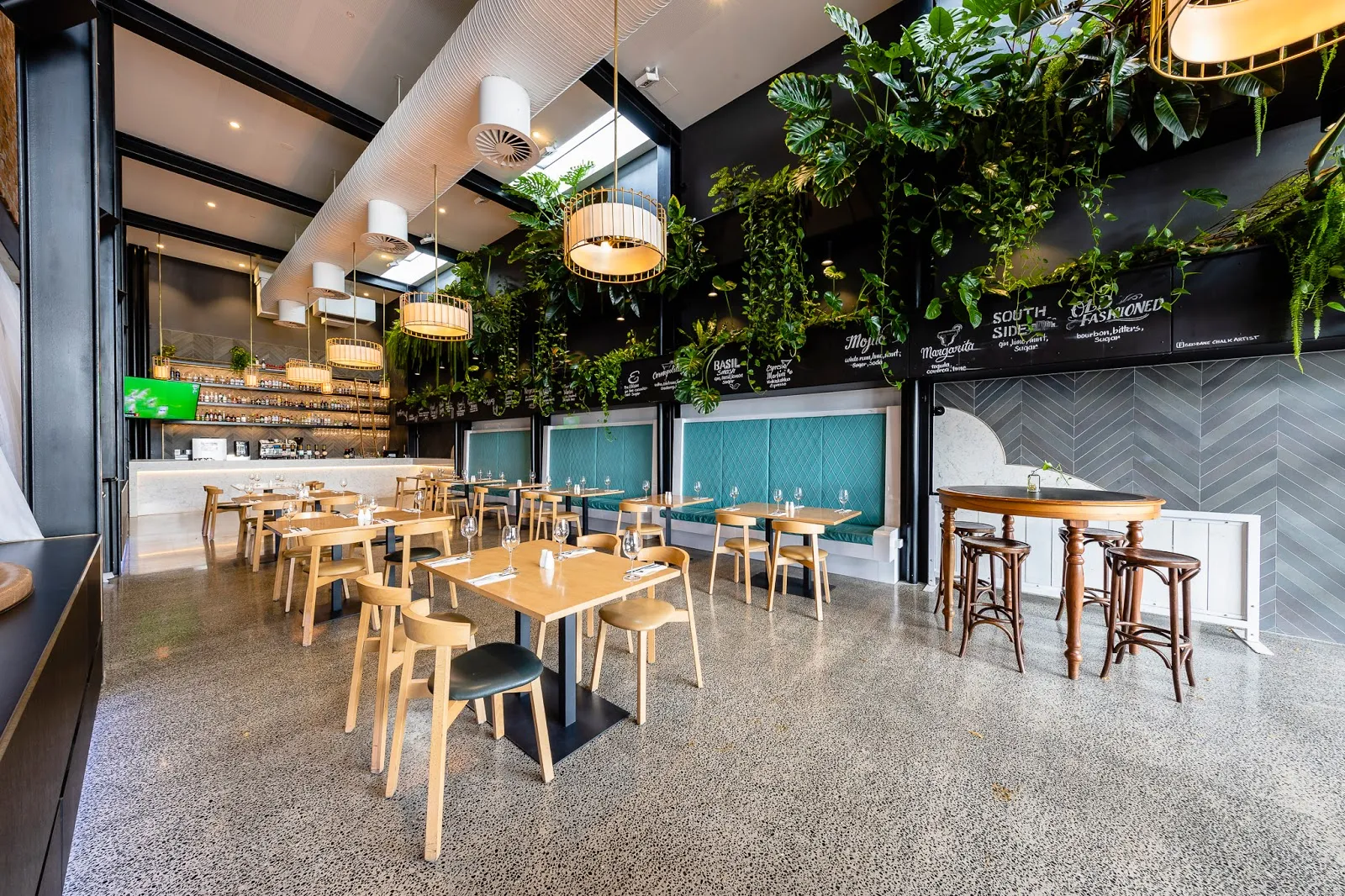 QA Hotel - Image 3