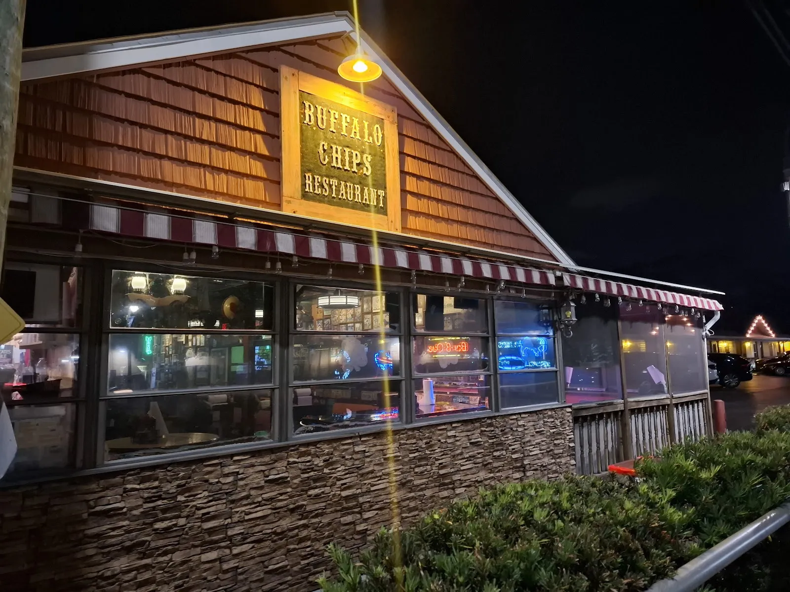 Buffalo Chips Restaurant - Image 4