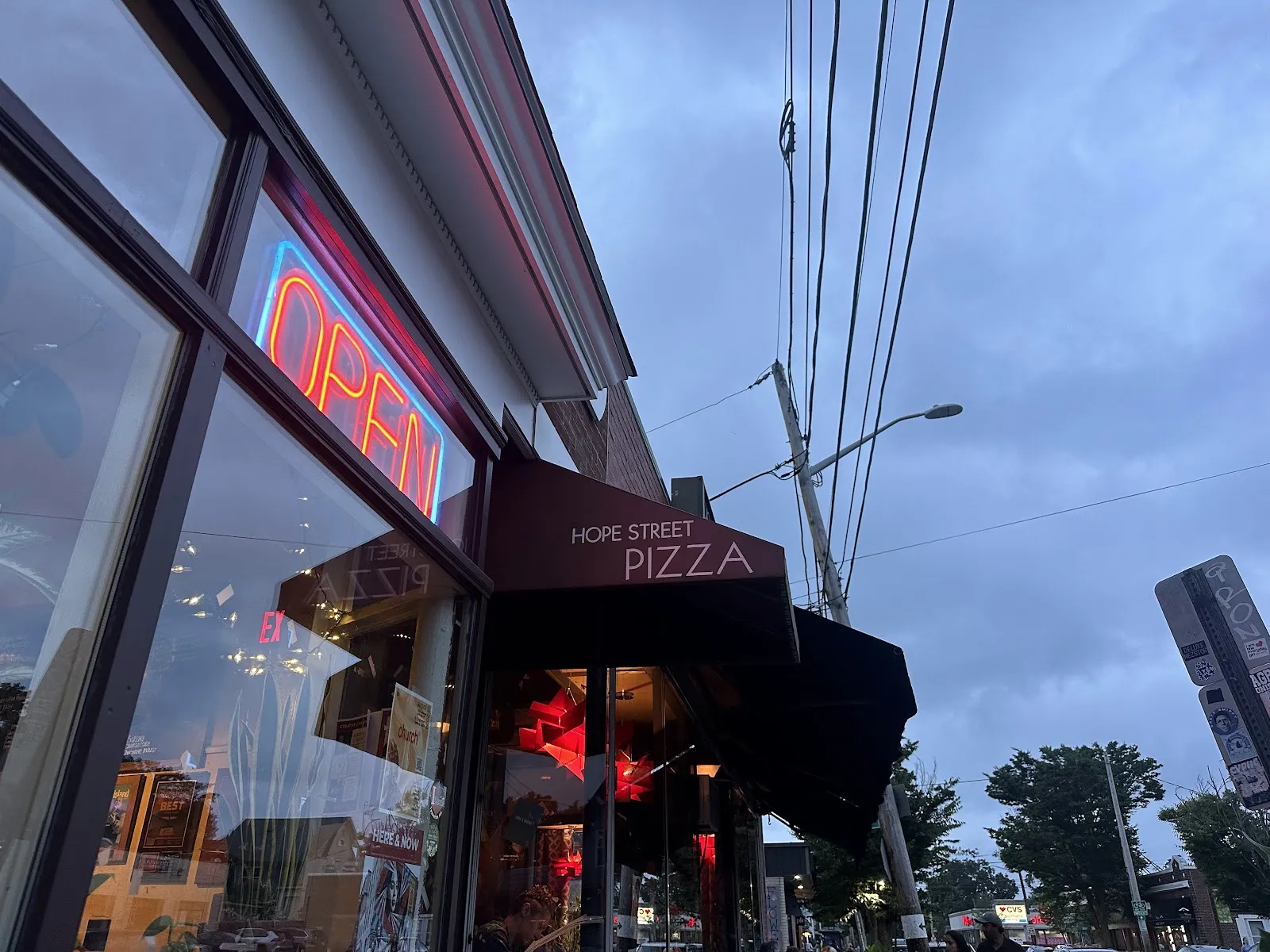 Hope Street Pizza and Family Restaurant - Image 2