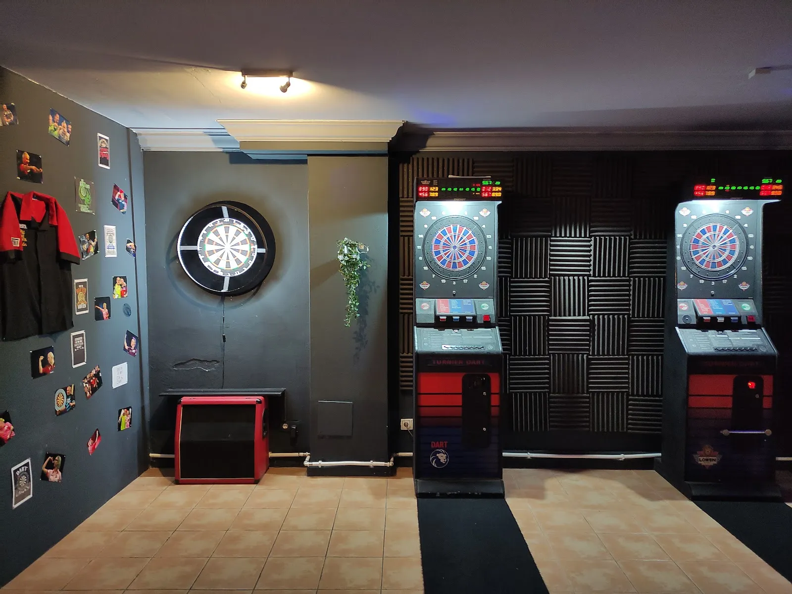 Sportsbar Bull's eye Cala Millor • Dart • Billard • Soccer logo
