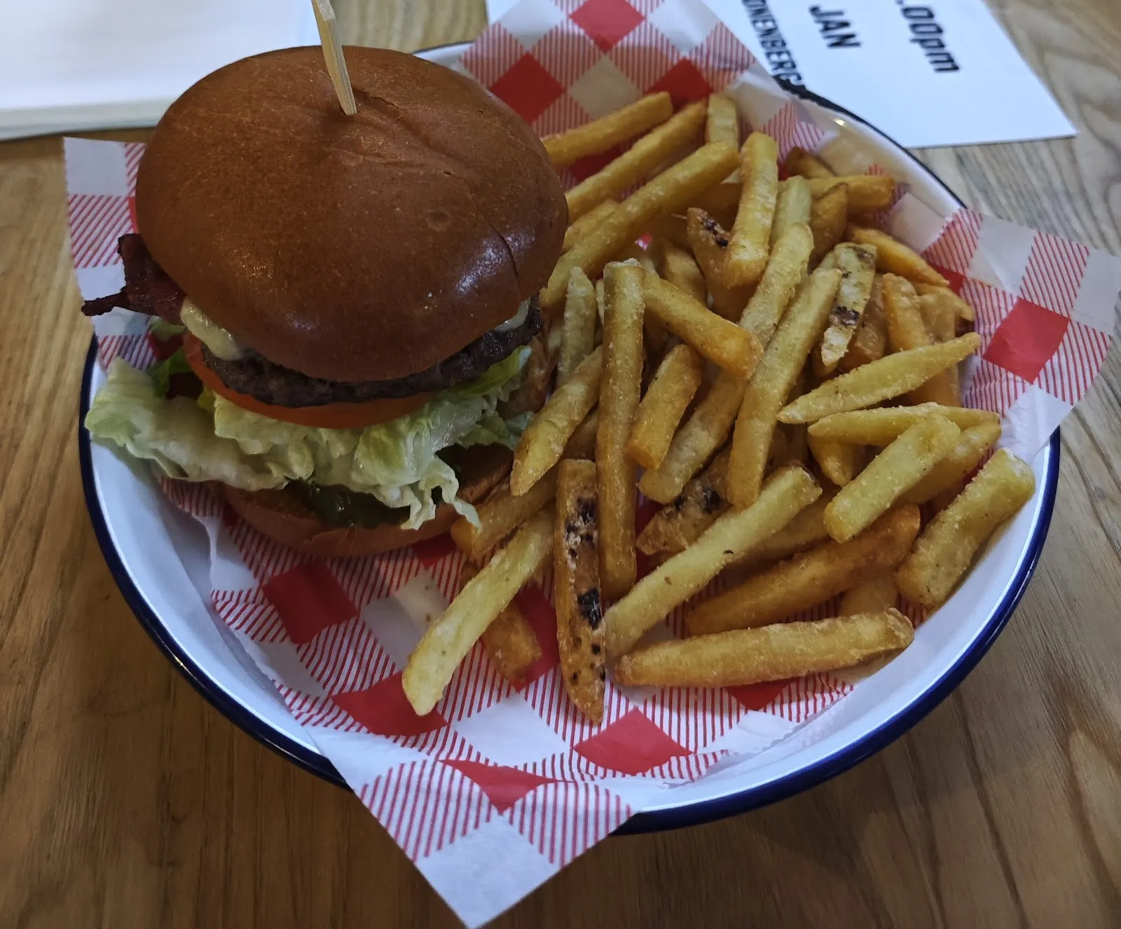 The Woolshed Baa & Grill - Image 4