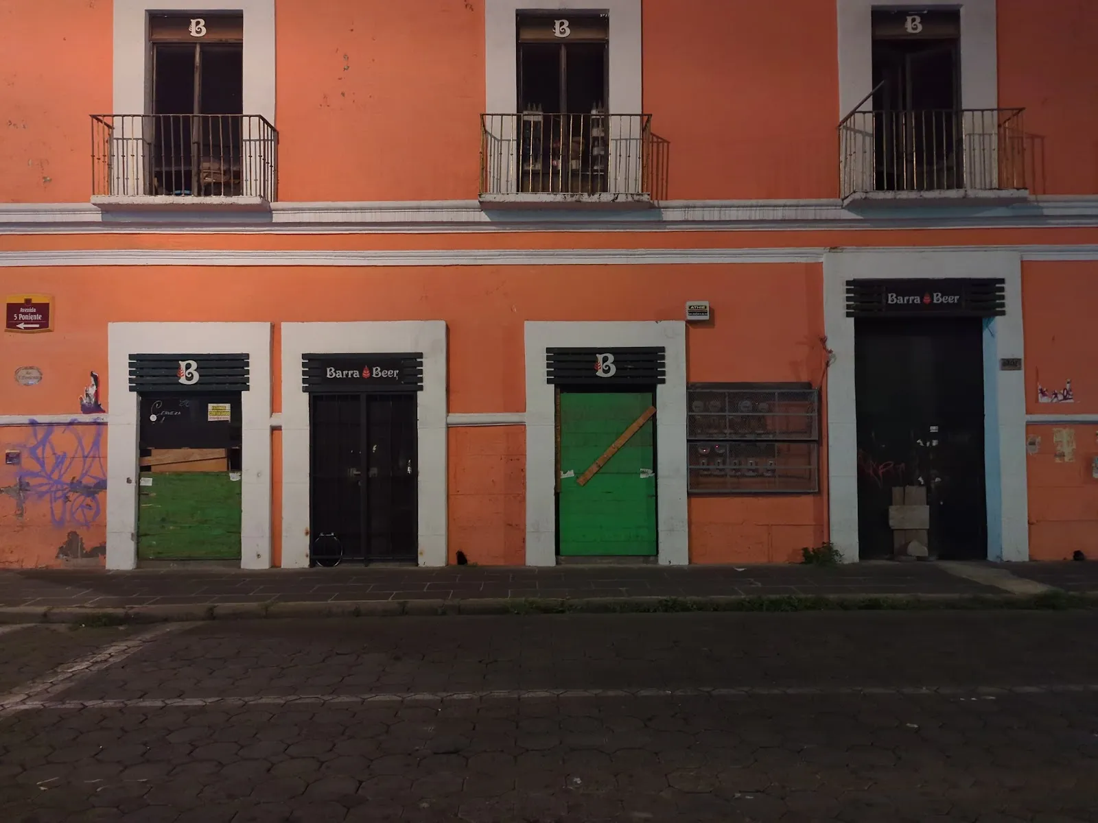 Beer Bar Historical Center - Image 4
