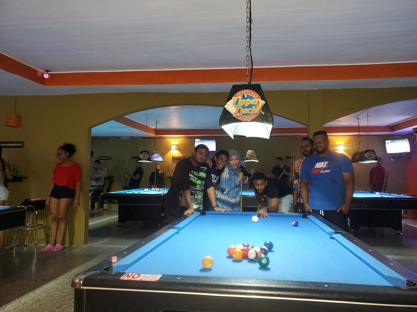 Upper Deck Sports Bar & Lounge - Image 4