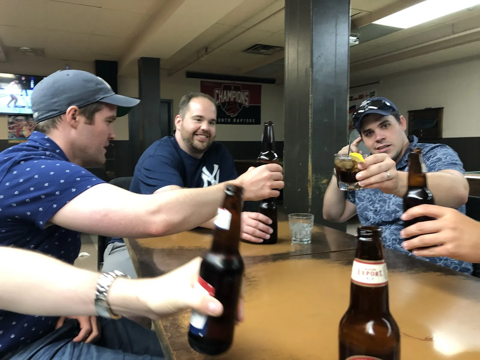 Delta Sports Bar - Image 2
