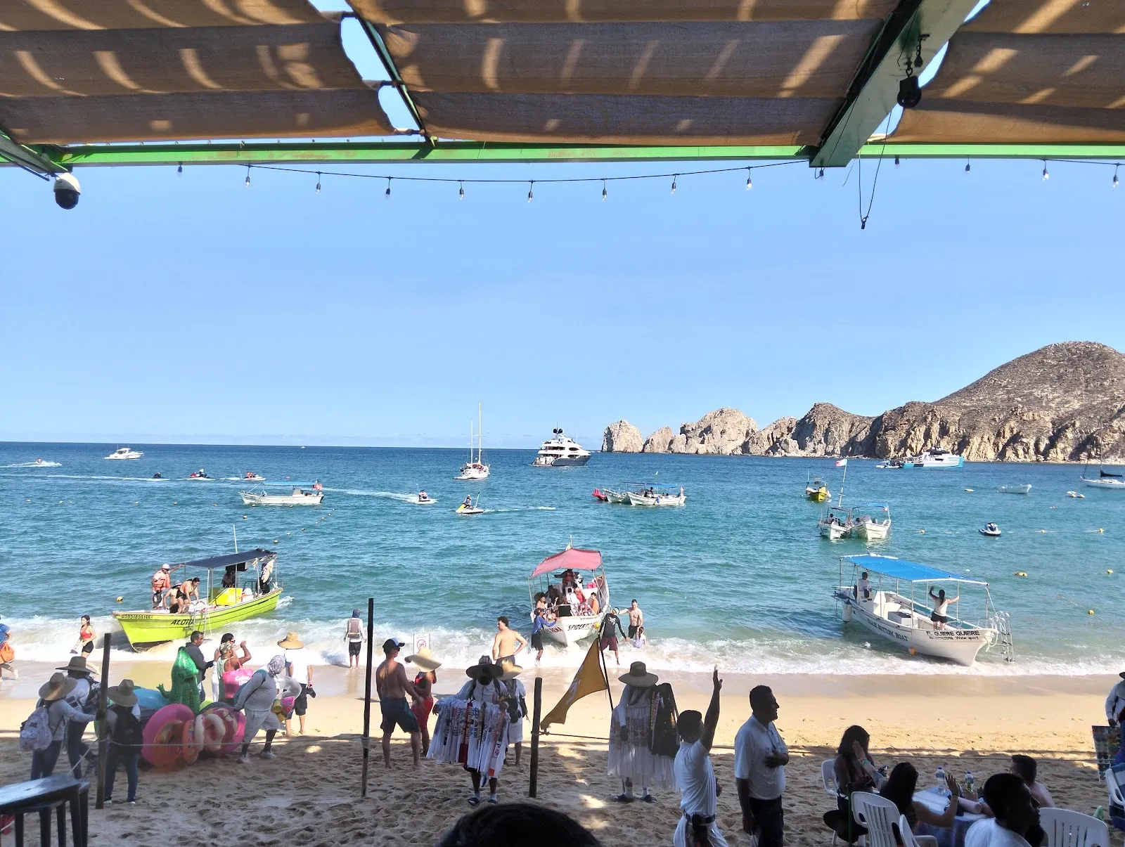 Mango Deck Beach Club - Image 2