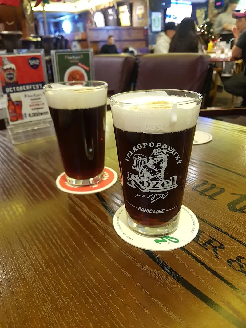 Sam Ryan's Sports Bar & Grill logo