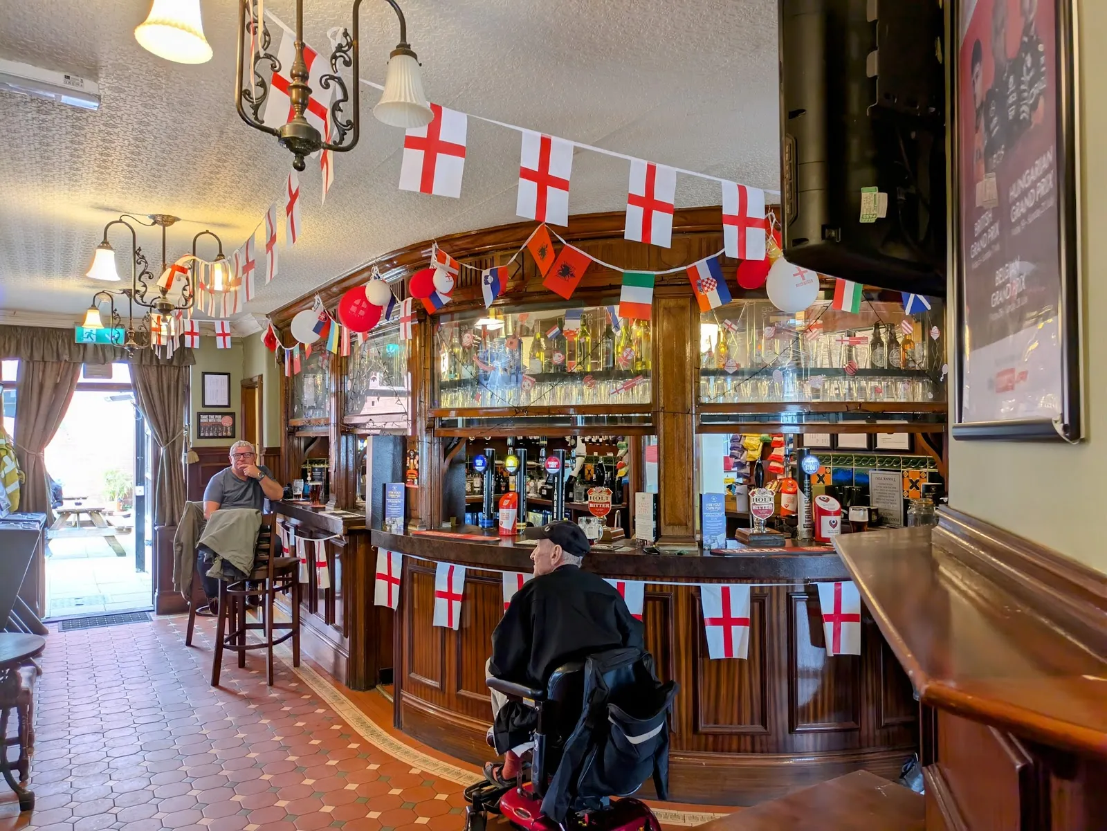Old Cross Inn - Image 2