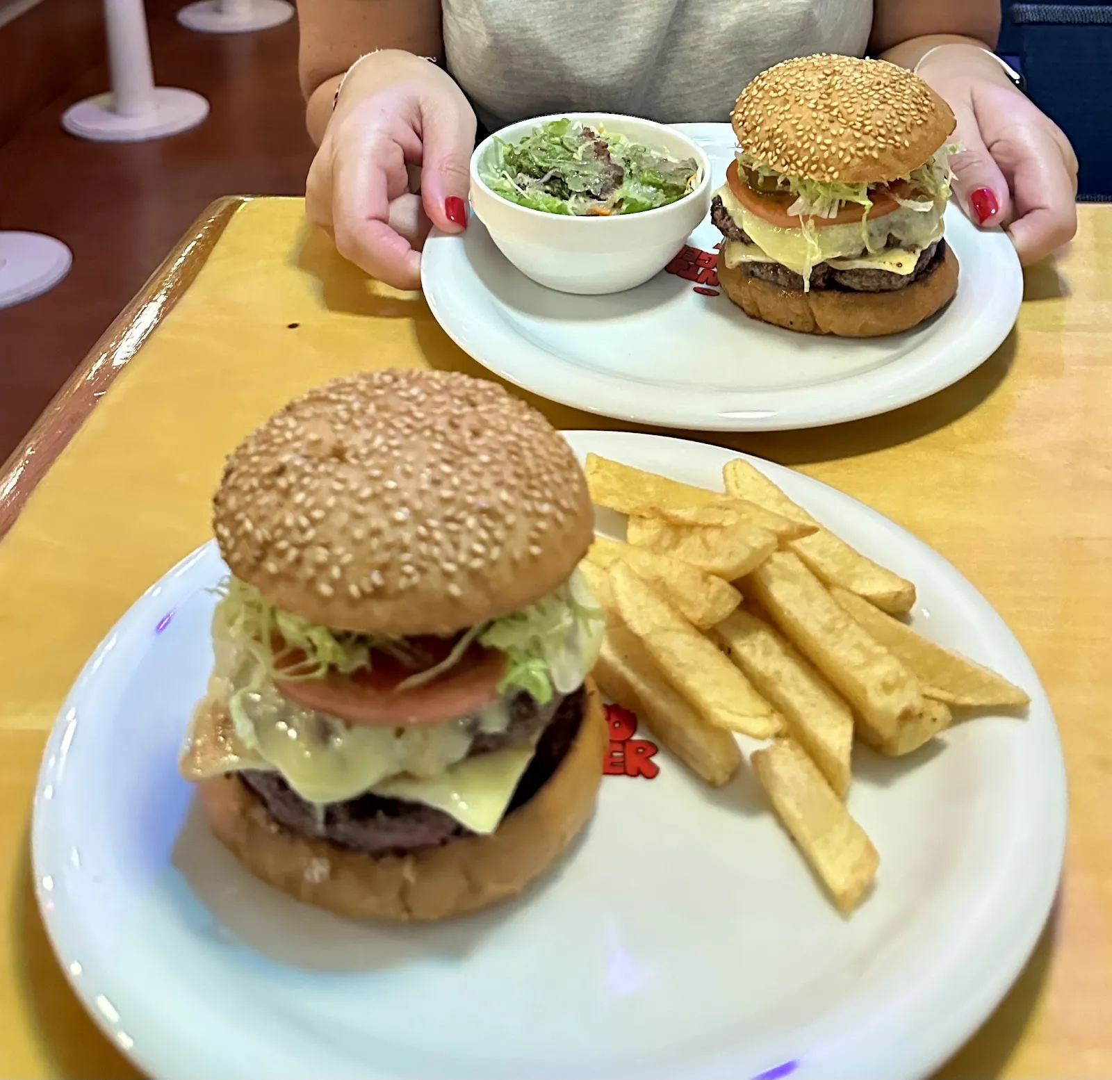 Burger Bar Rovest - Image 2