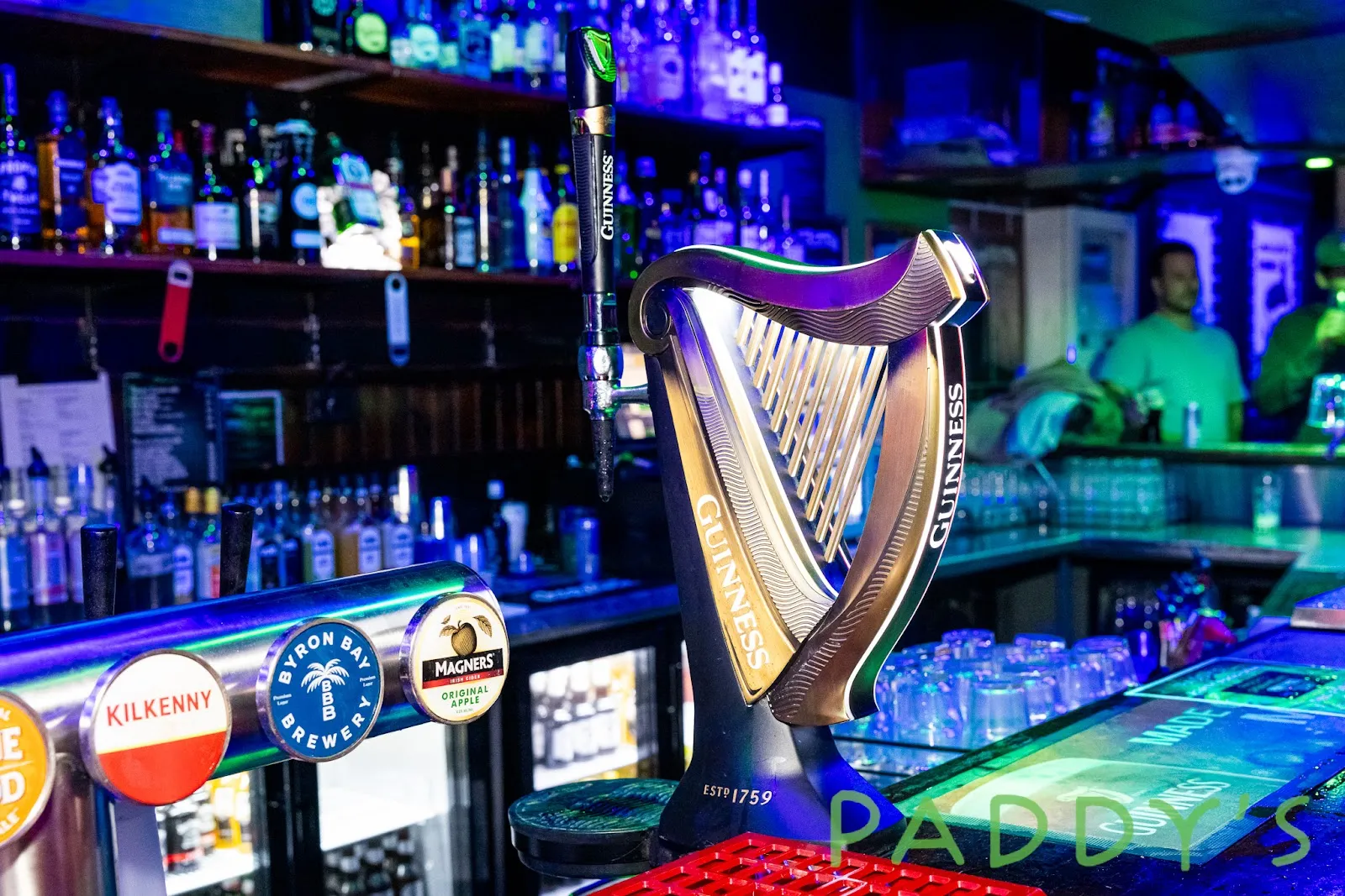 Paddy's Shenanigans Irish Bar - Image 3