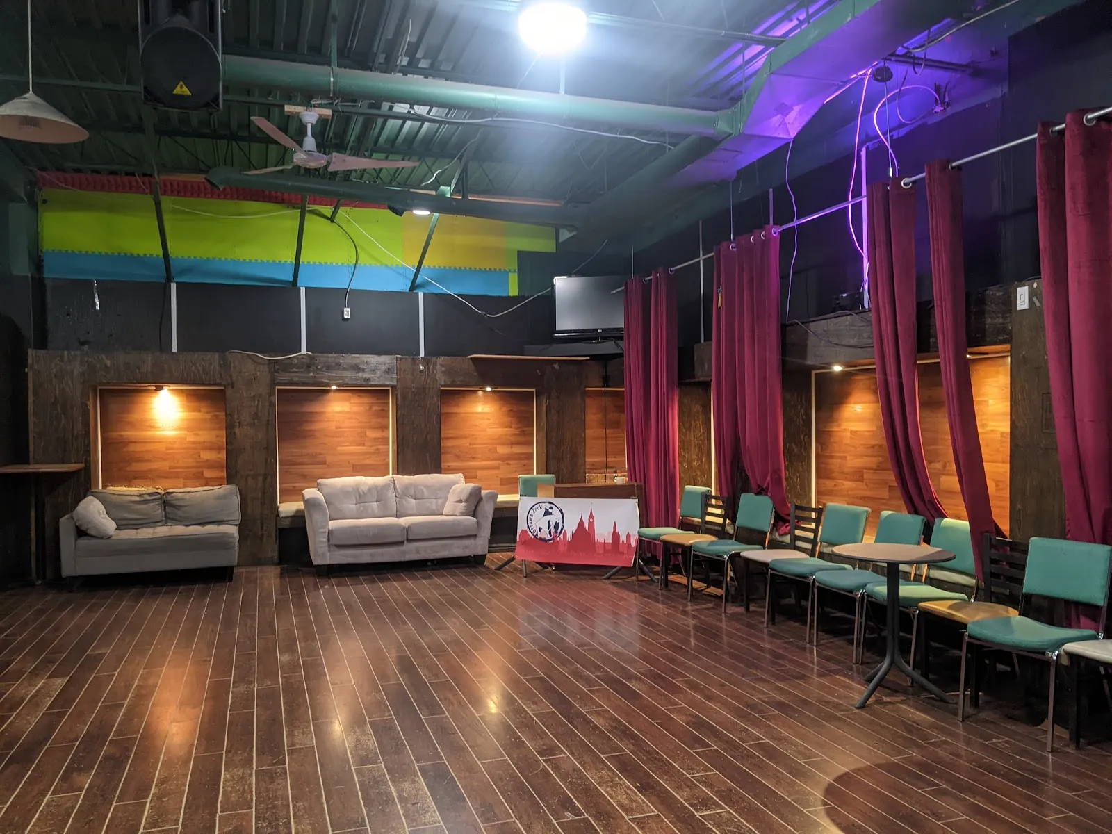 Amigos Sports Bar