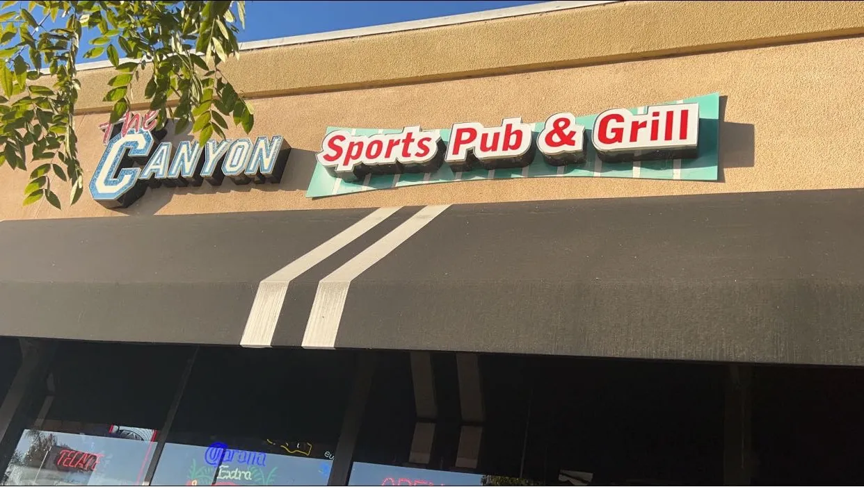 The Canyon Sports Pub & Grill - Image 3
