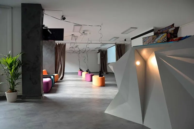 Gallery 2