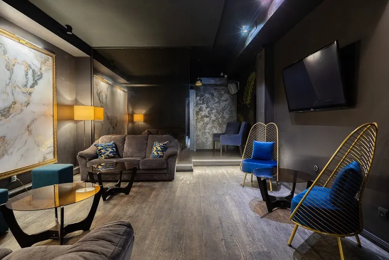 Gallery 3