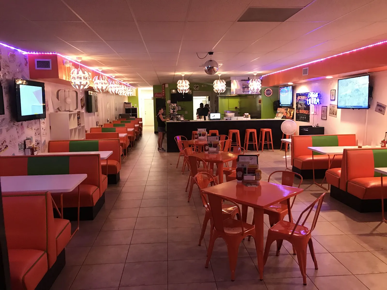Lehne Burger American Eatery Cape Coral