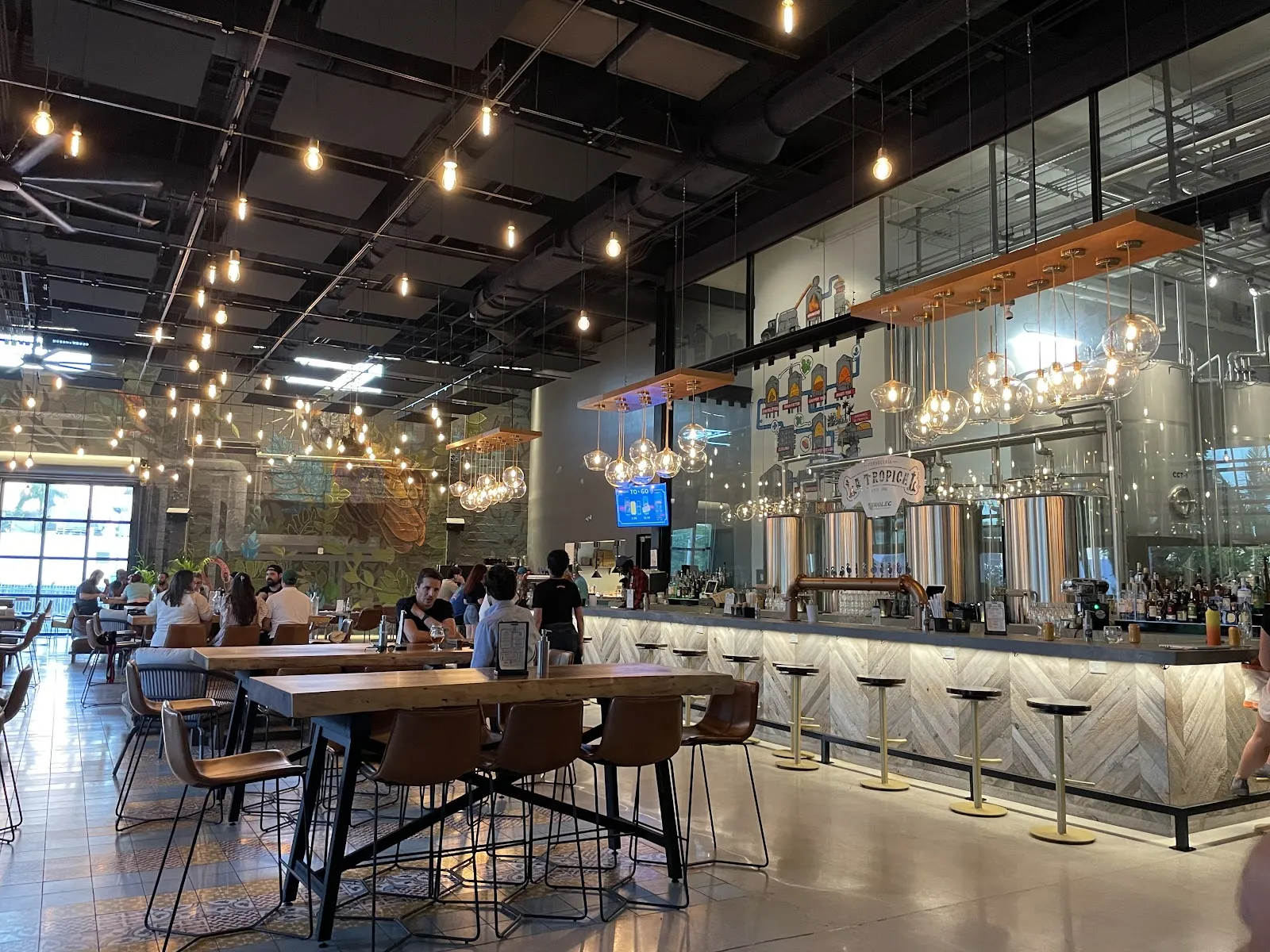 Cervecería La Tropical - Image 4