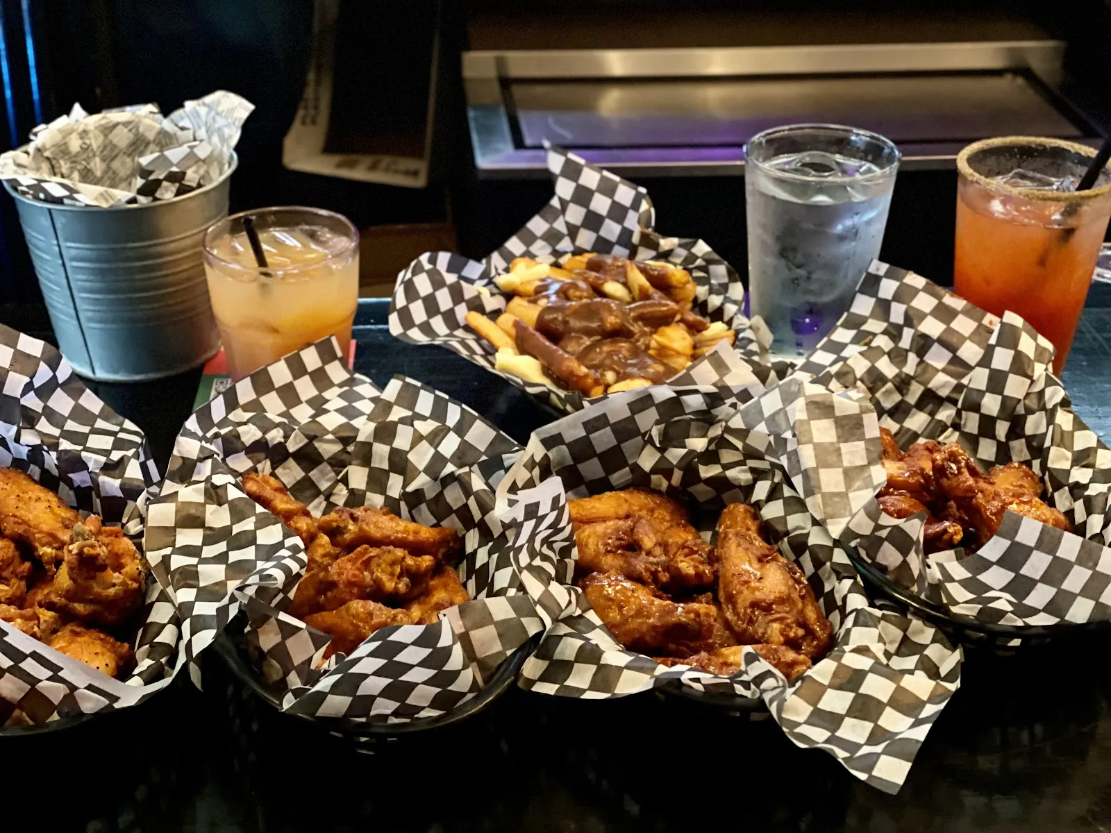 The Pint Downtown (Edmonton) - Image 3