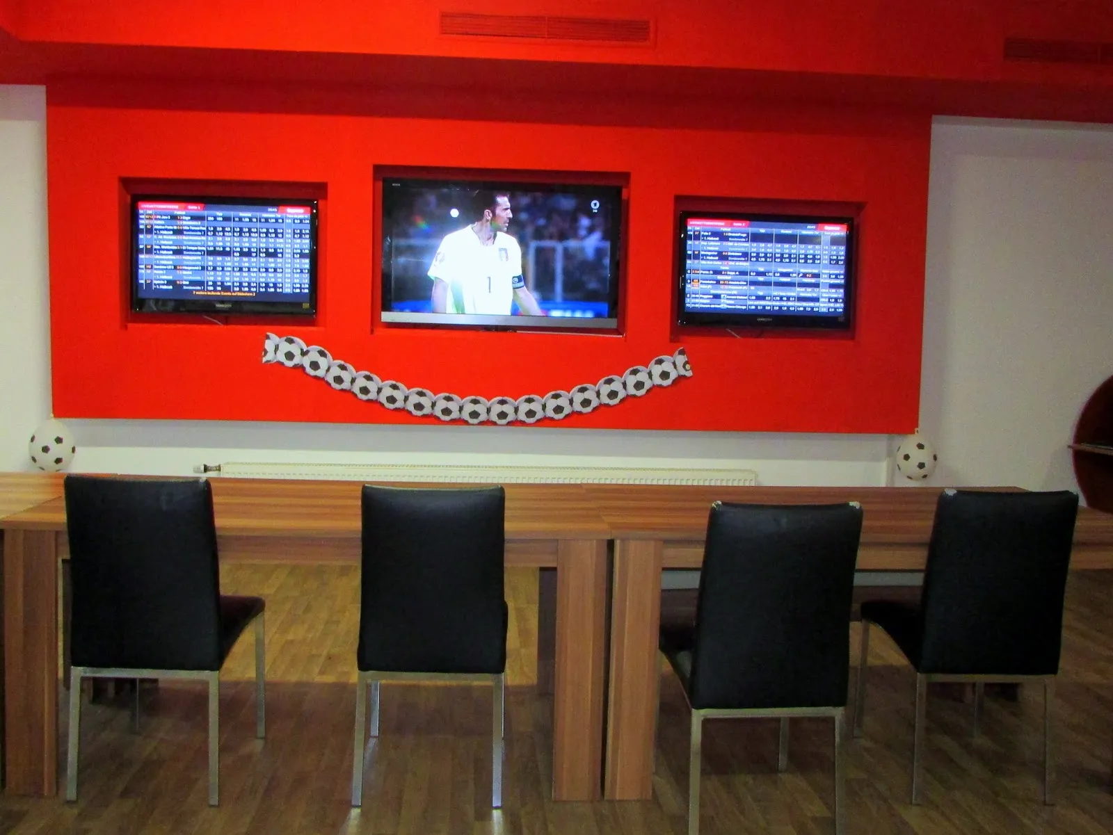 Tipico Sportcafe in Borken - Image 2