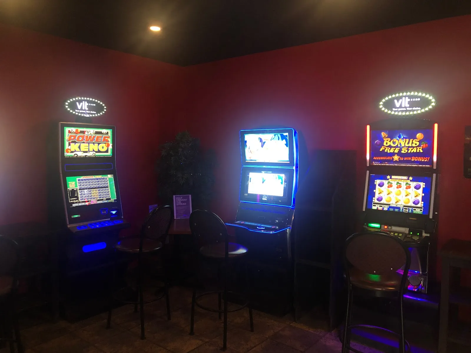 Coasters Sports Bar logo