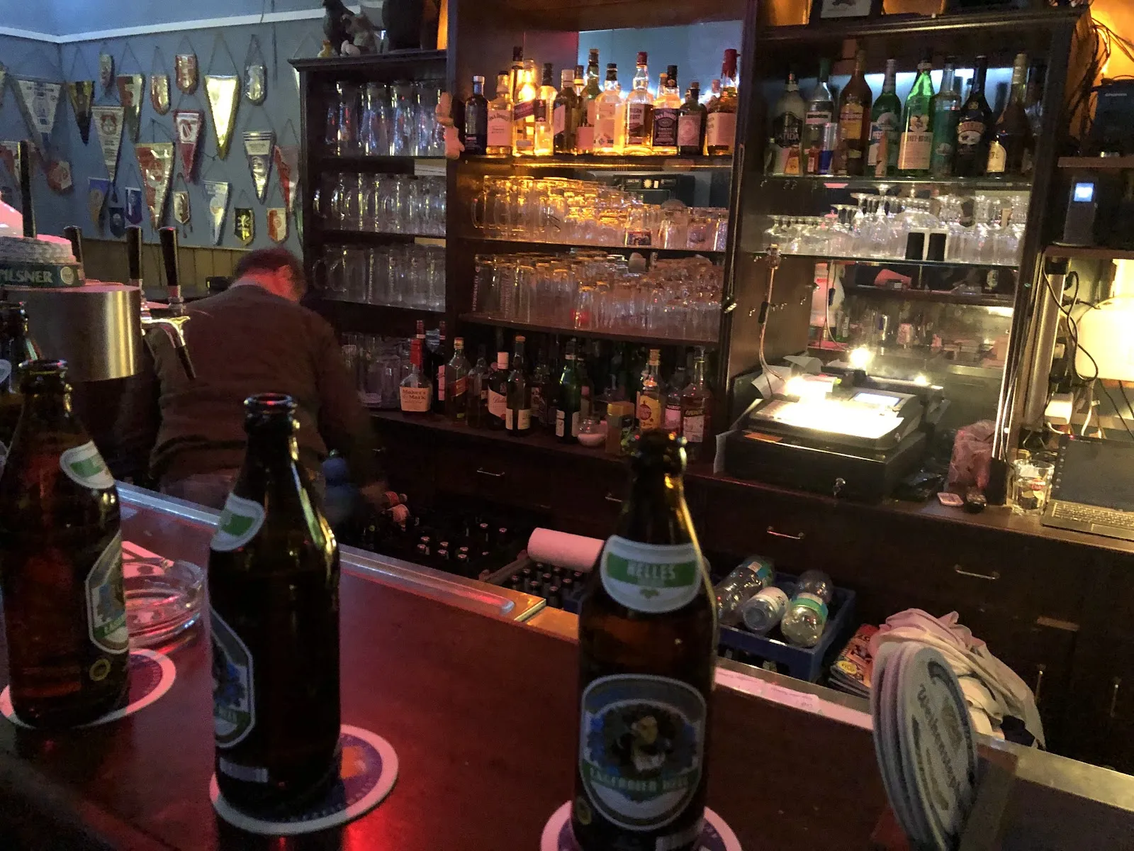 Salamas Bar - Image 3