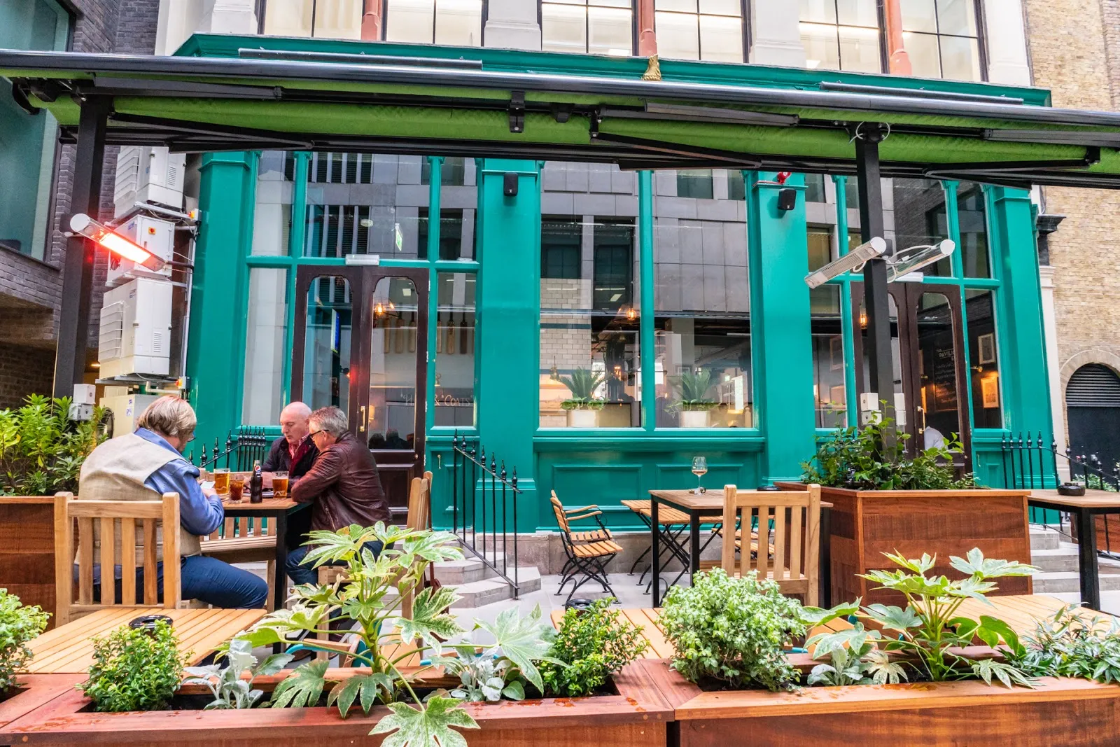 The Pavilion End, St Paul's - Image 3