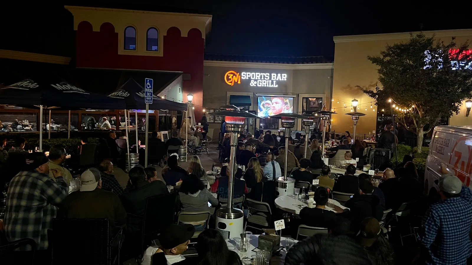 3N1 Sports Bar