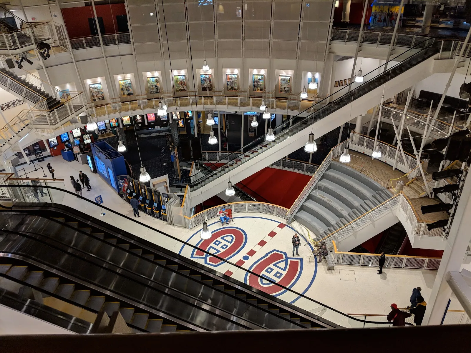 Forum Sports Bar & GamesCentre - Image 4