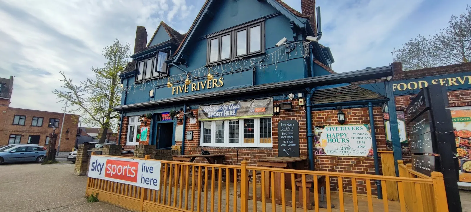Ye Olde Crowne - Image 4