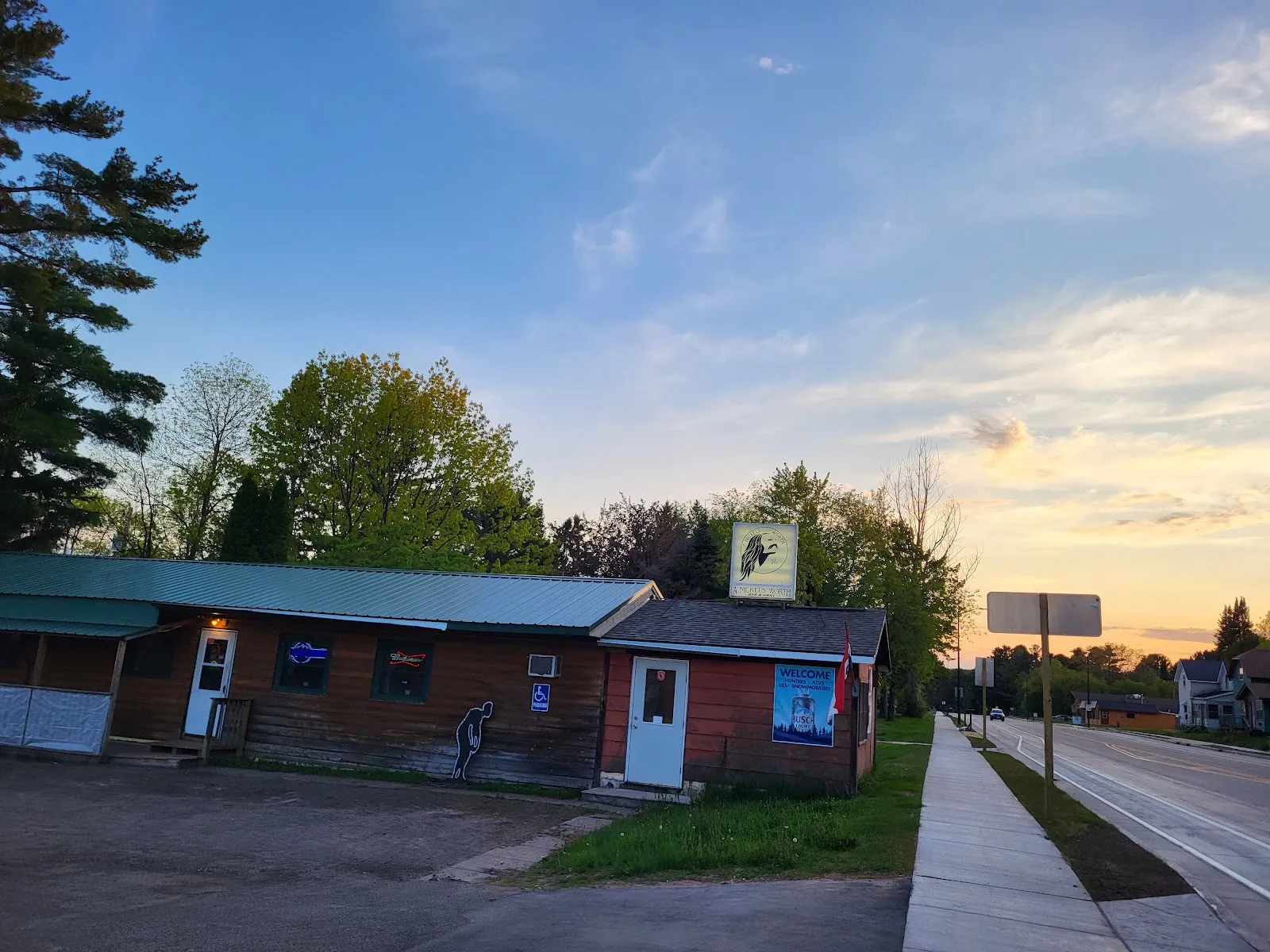 A Nickel's Worth Bar & Grill - Image 3